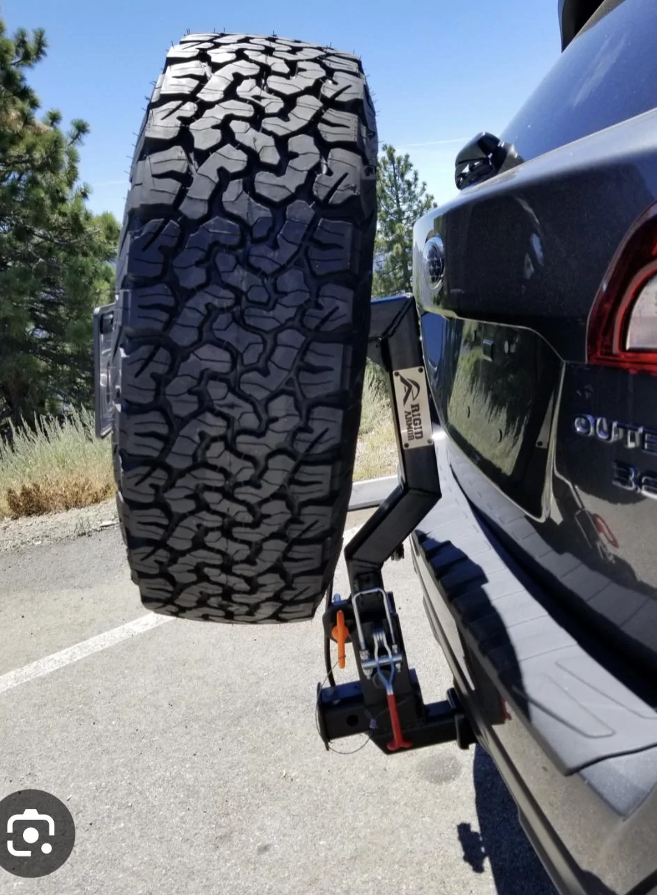 Rivian R1T R1S R1S Spare tire hitch mount options? IMG_3616