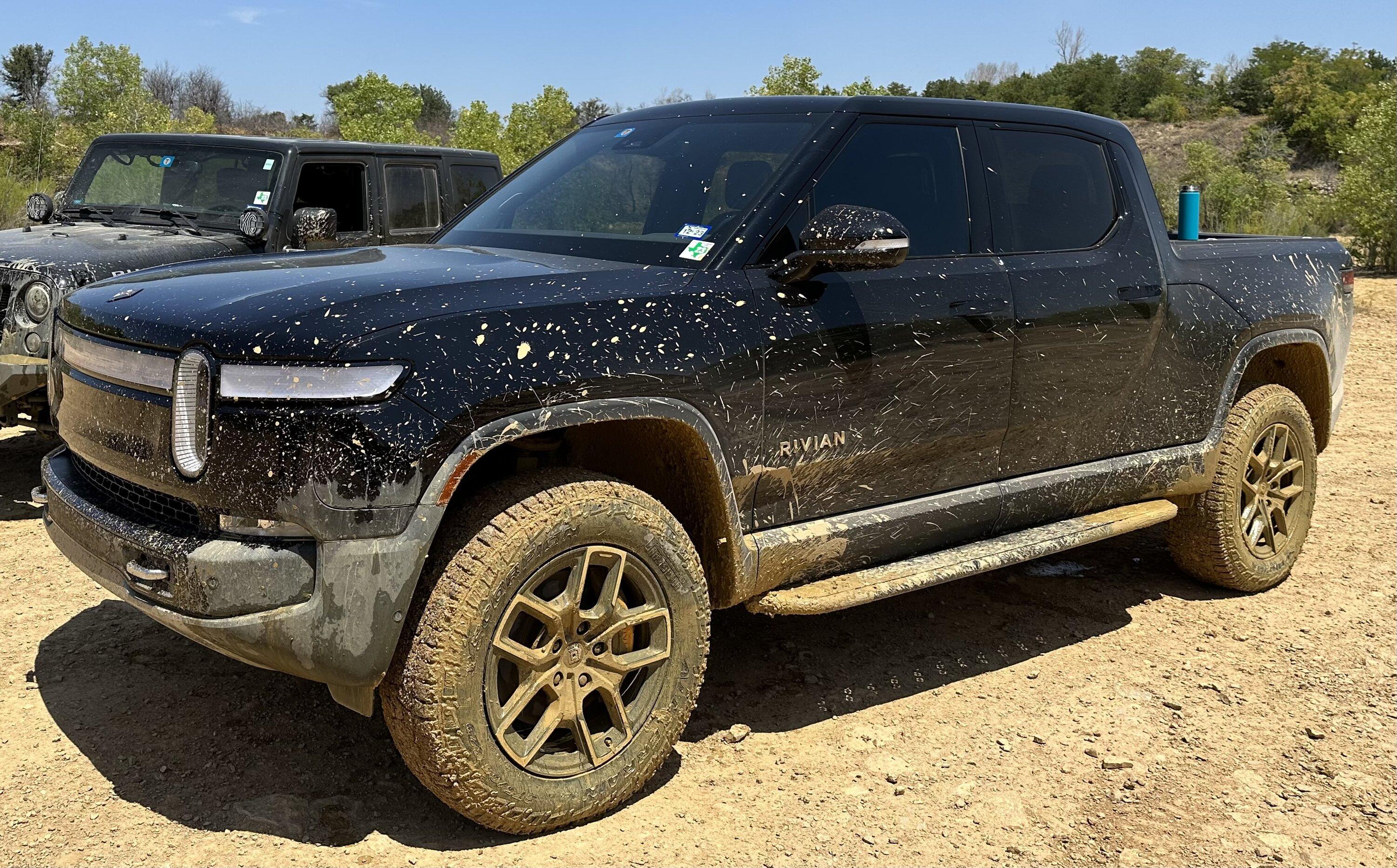 Rivian R1T R1S Rivian off roading photos -- post yours! IMG_1565