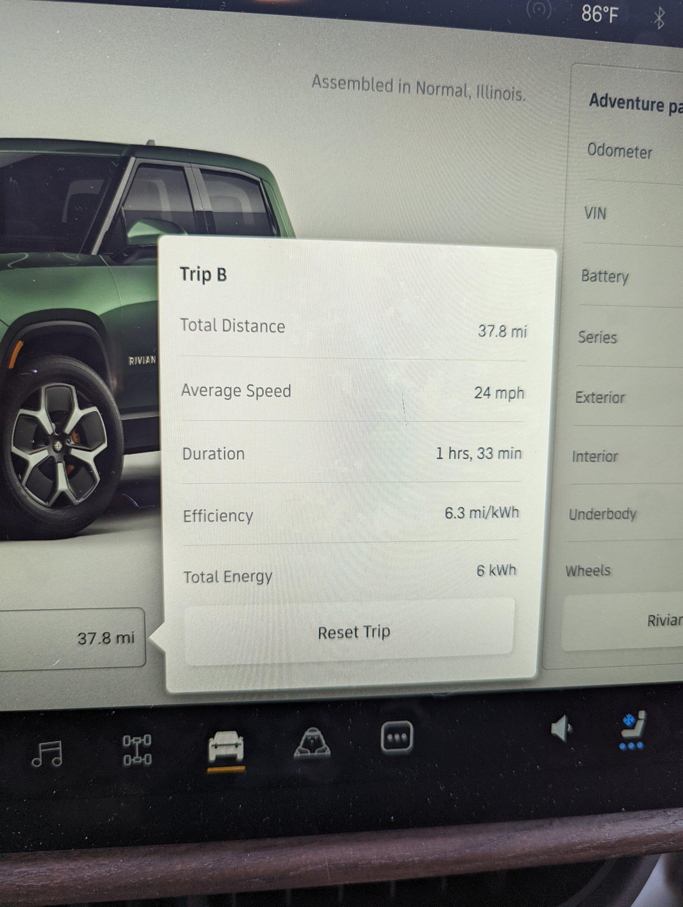 Rivian R1T R1S 4.01 kWh club PXL_20220813_184758068.MP