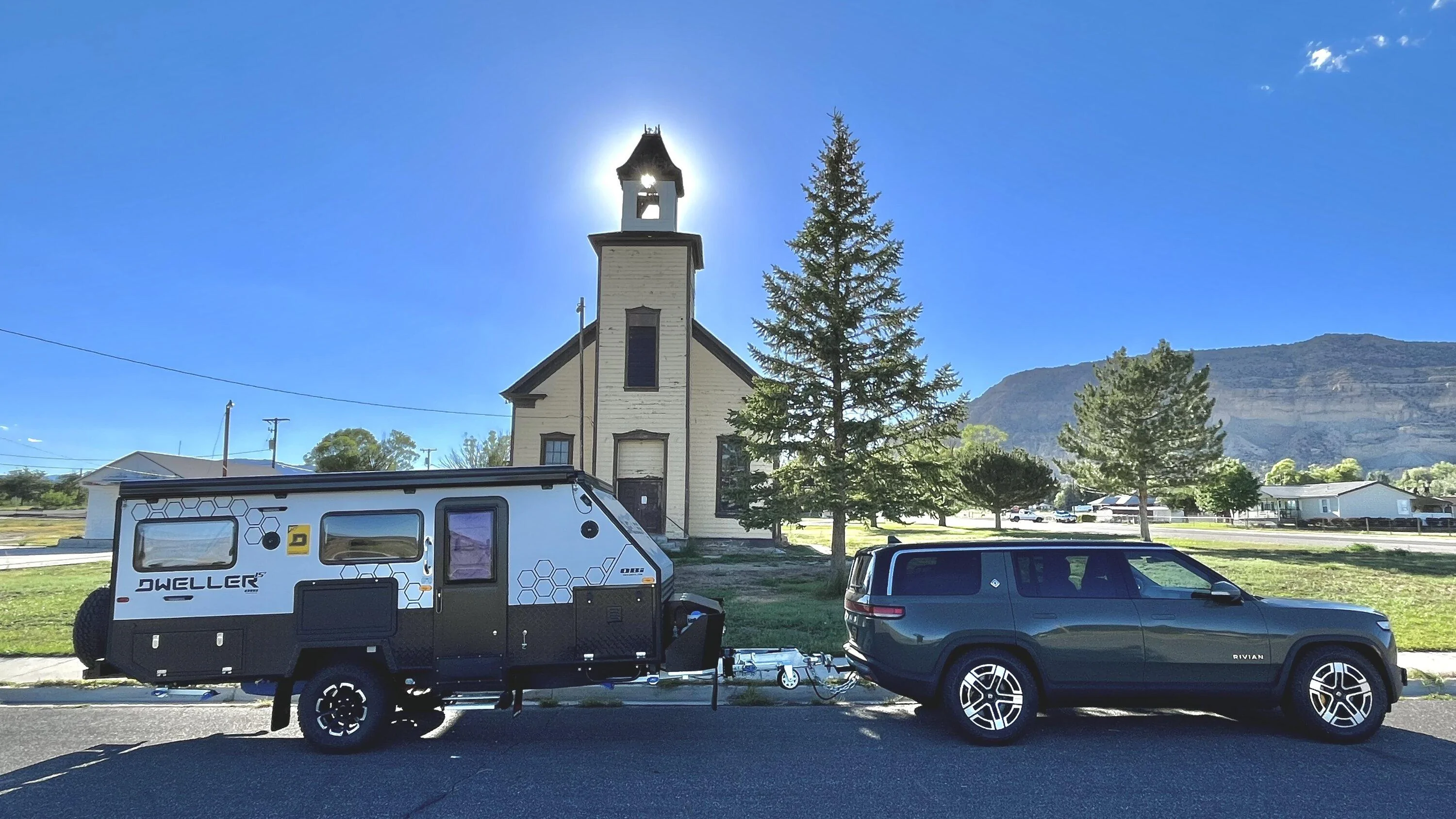 Rivian R1T R1S >2,300 mi. Towing DWELLER Trailer w/ R1S IMG_0875