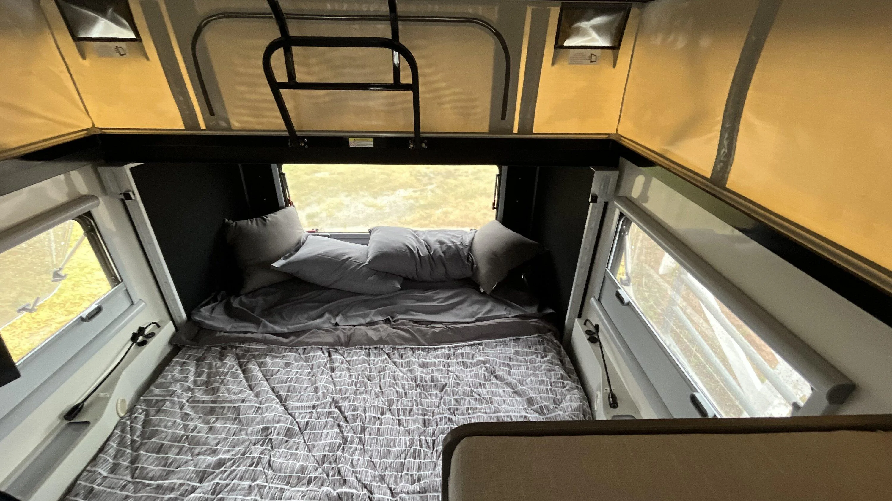 Rivian R1T R1S >2,300 mi. Towing DWELLER Trailer w/ R1S 71468874365__80C457A5-118D-41F0-9B44-740B17EE53F3.fullsizerender