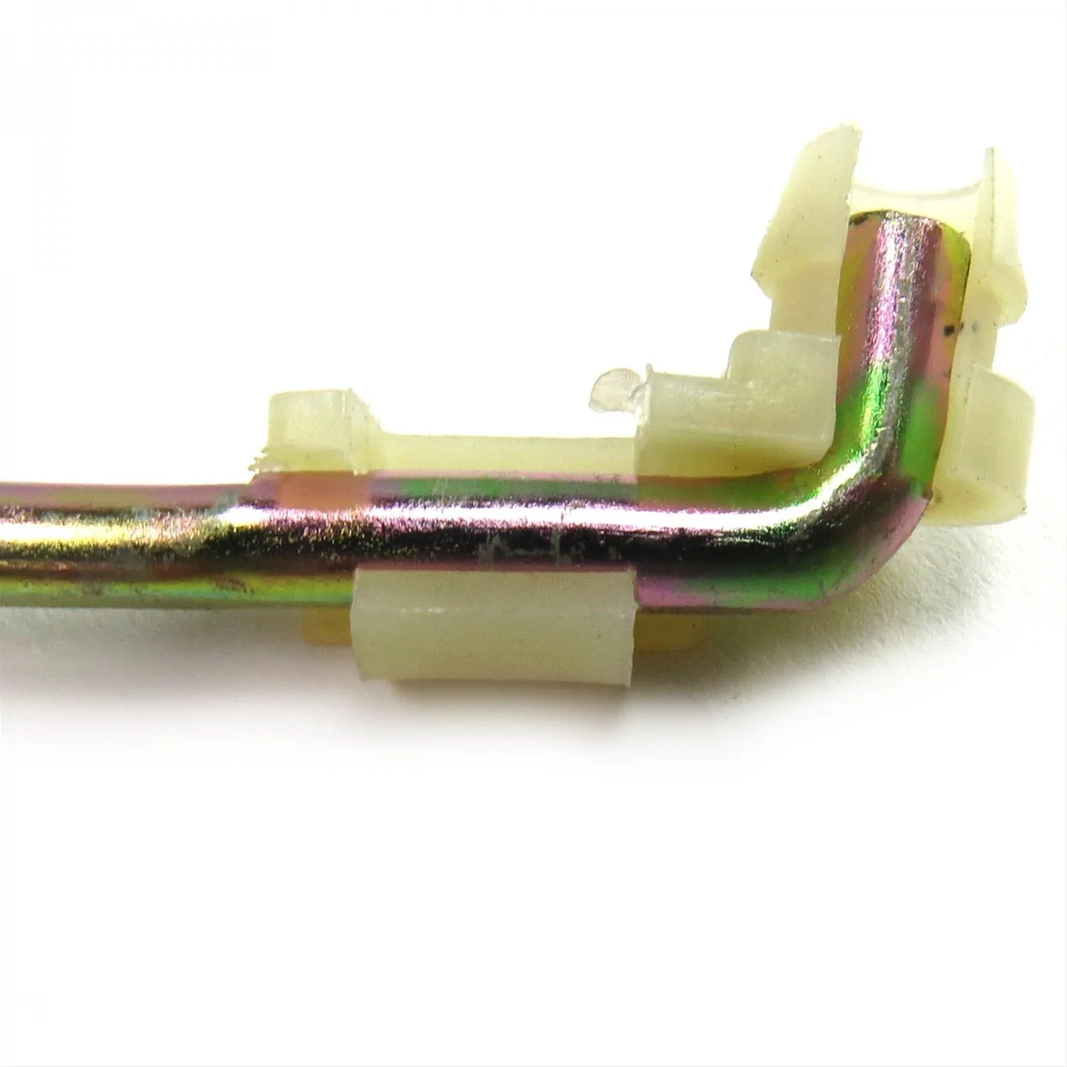Rivian R1T R1S Door Handle Malfunction Door-latch-rod-clips2-2683308754