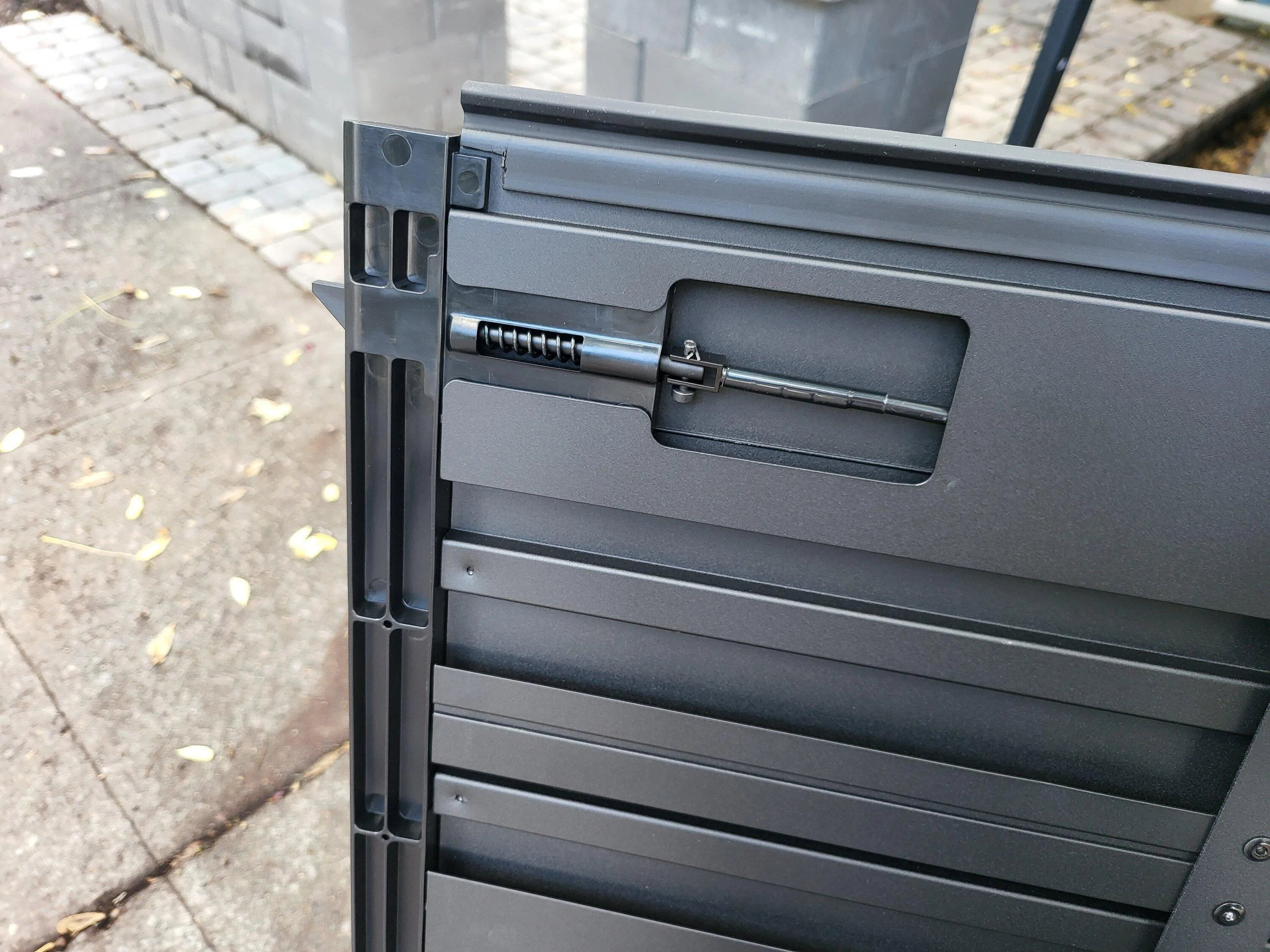 Rivian R1T R1S Pictures & details from my Rivian manual tonneau delivery and installation 20230901_144007