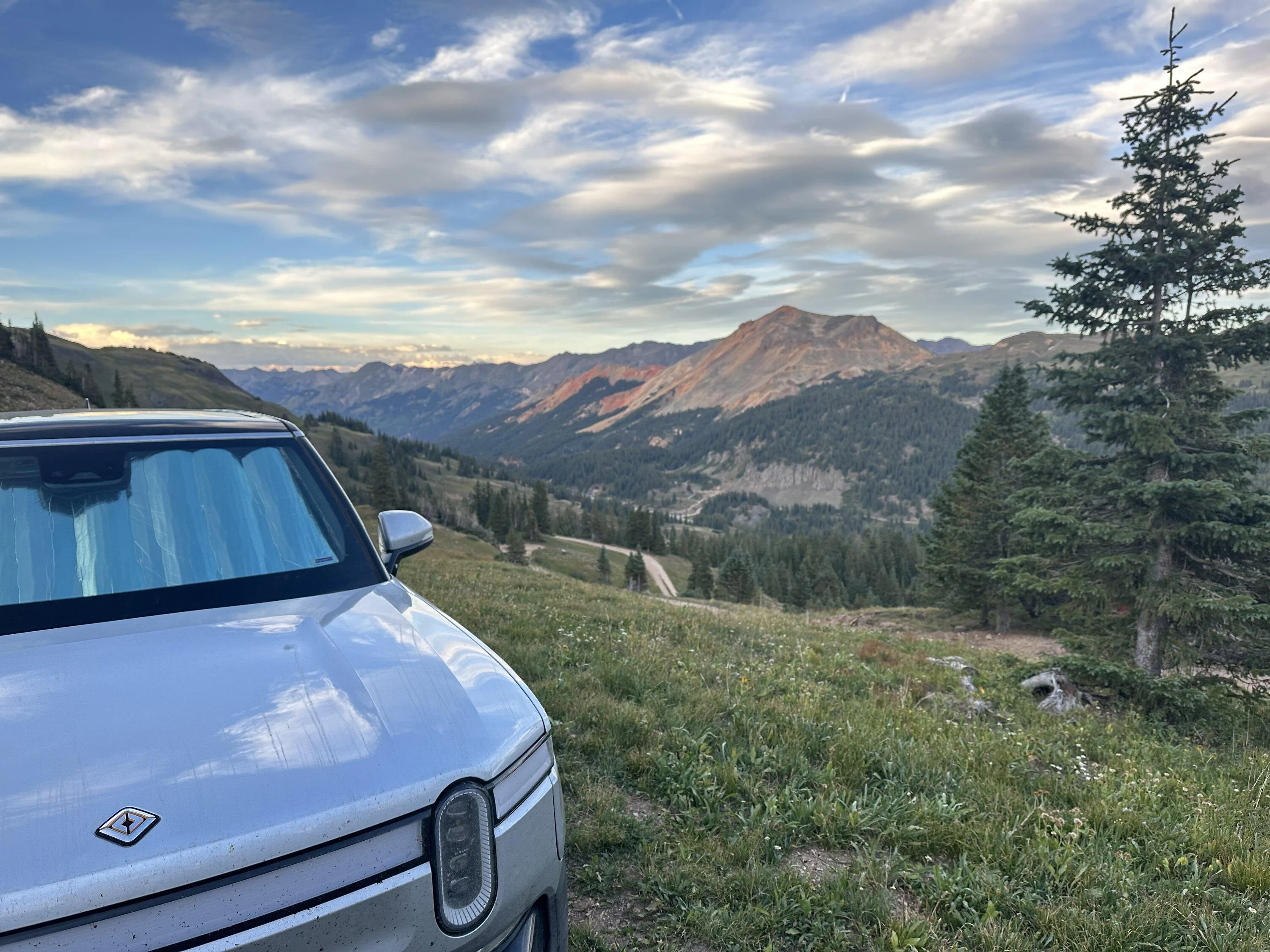 Rivian R1T R1S Colorado Checking In IMG_1212