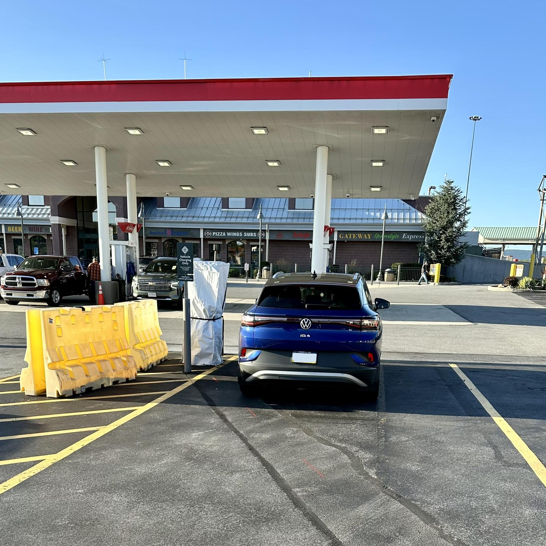 Rivian R1T R1S RAN Rivian Charging Stations Locations Map via Google Maps 20230901_222132014_iOS