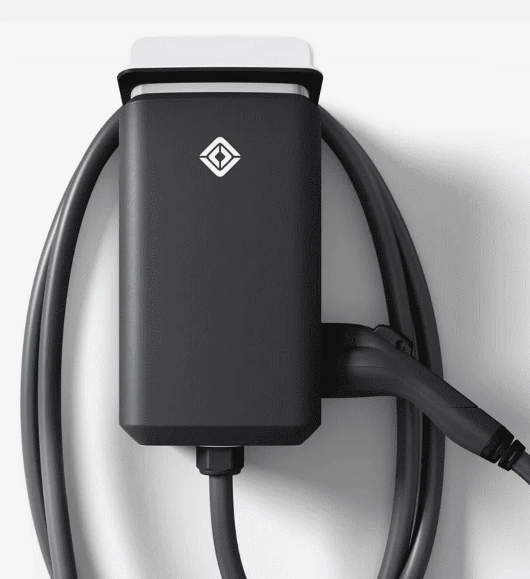Rivian R1T R1S Very loud Rivian charger experience 1693947250901