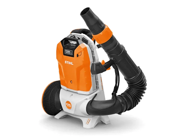 Rivian R1T R1S Been using my R1T since Oct ‘22 as primary work truck in Landscaping business 1693954454692