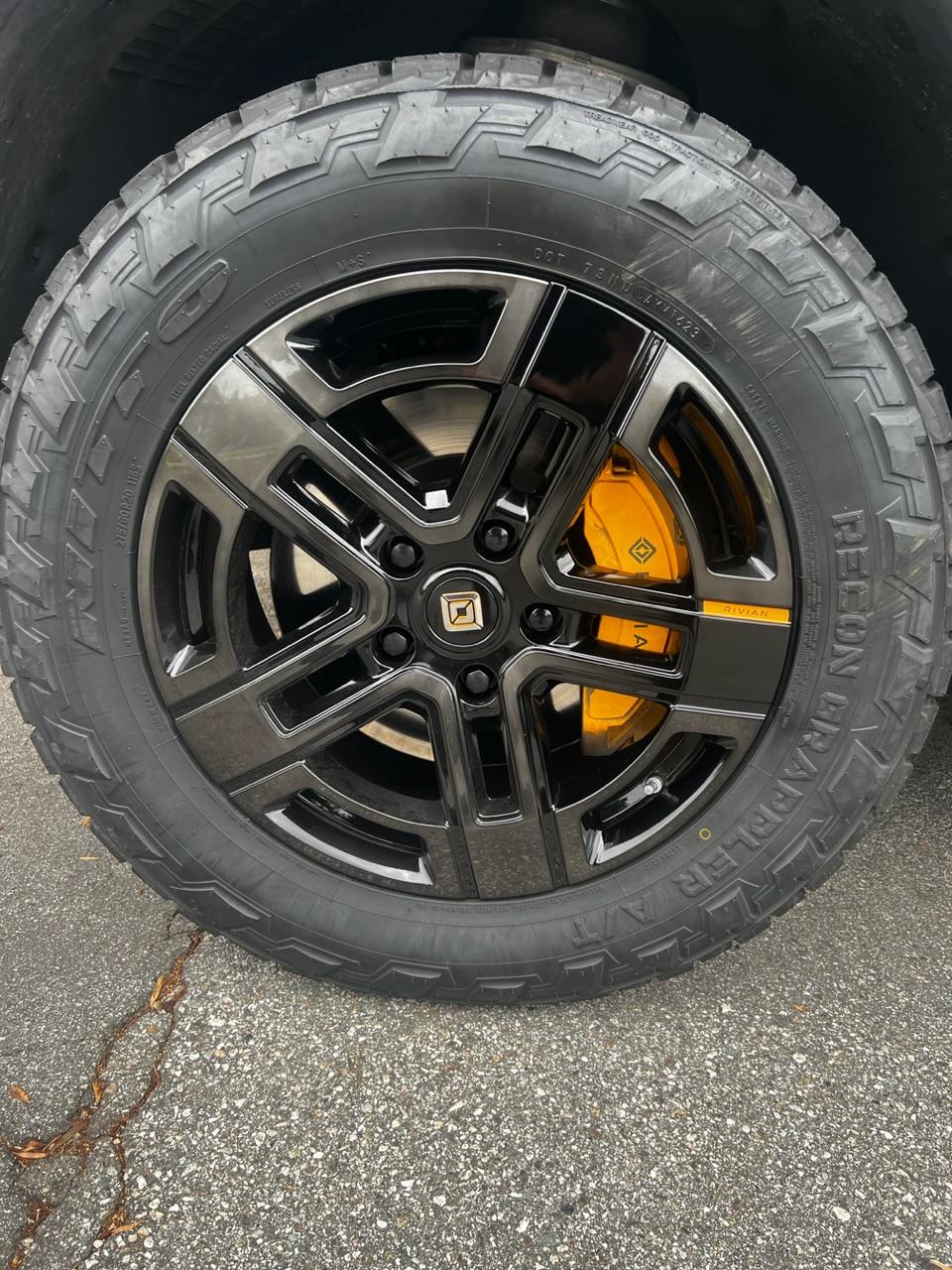 Rivian R1T R1S Repair Dark 20" AT Wheels Deep Scratch? IMG_0233
