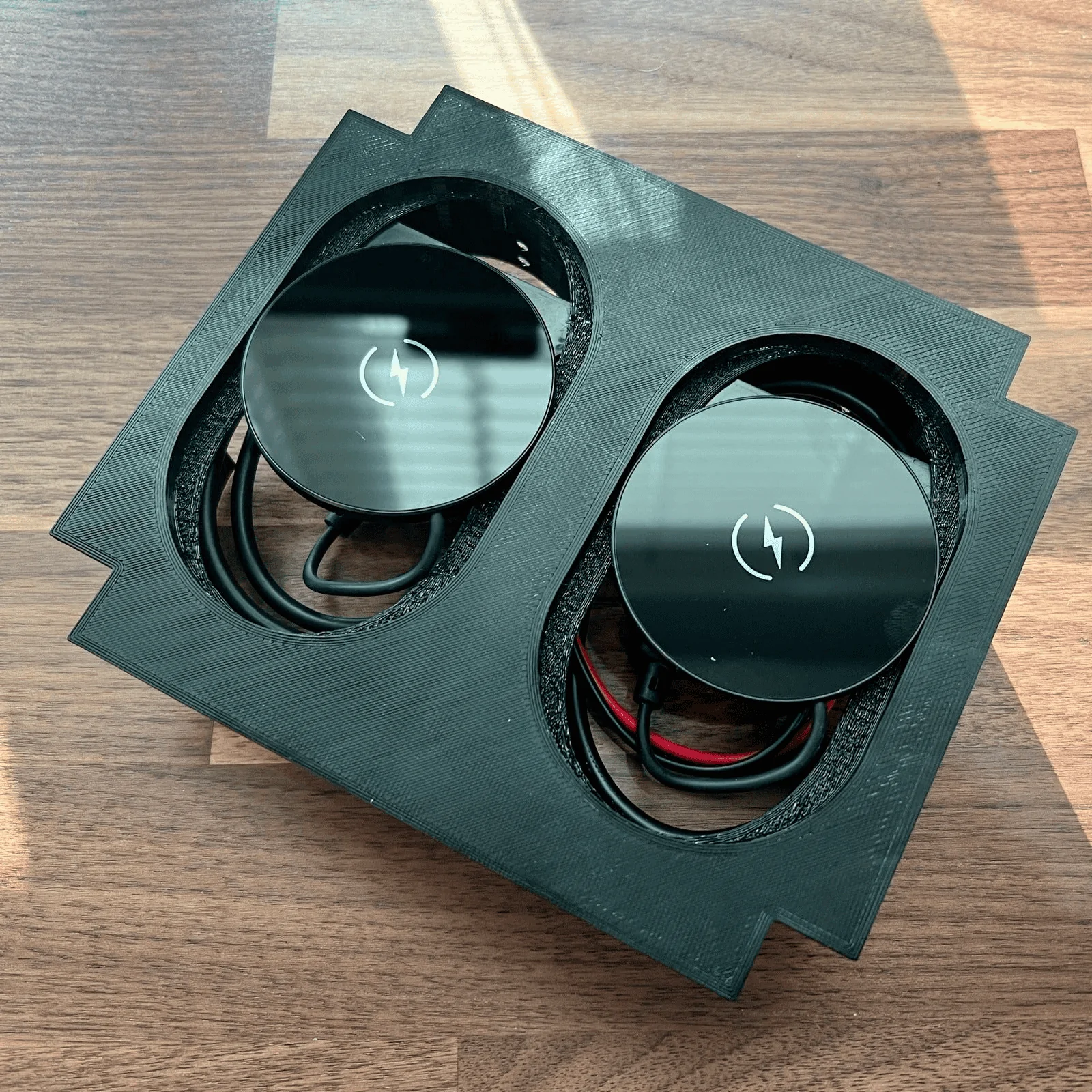 Rivian R1T R1S Update / Re-Release - OpenSource EV 'Stealth" MagSafe Charging Pad 1694194799277