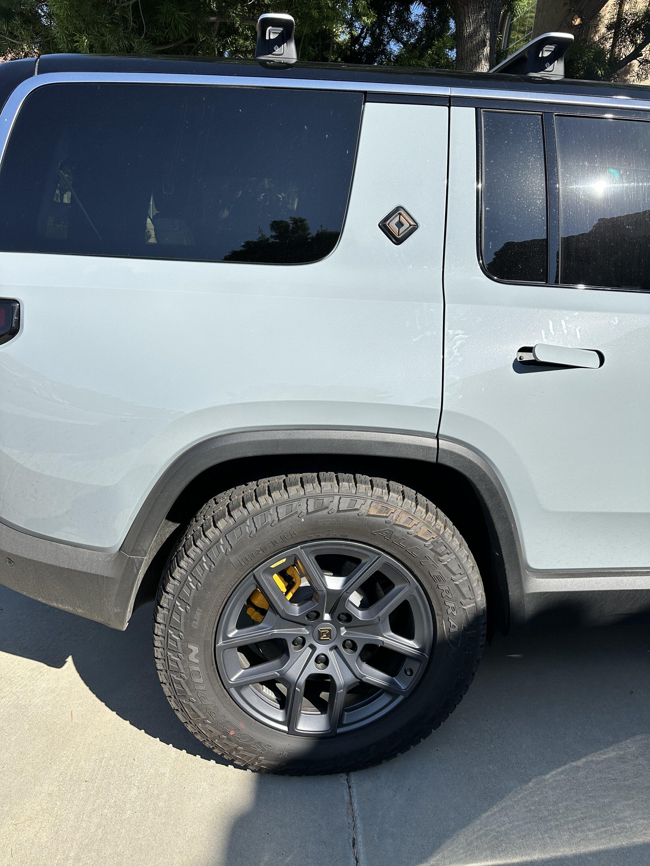 Rivian R1T R1S Matte PPF Wrap on Limestone Rivian R1S IMG_4839