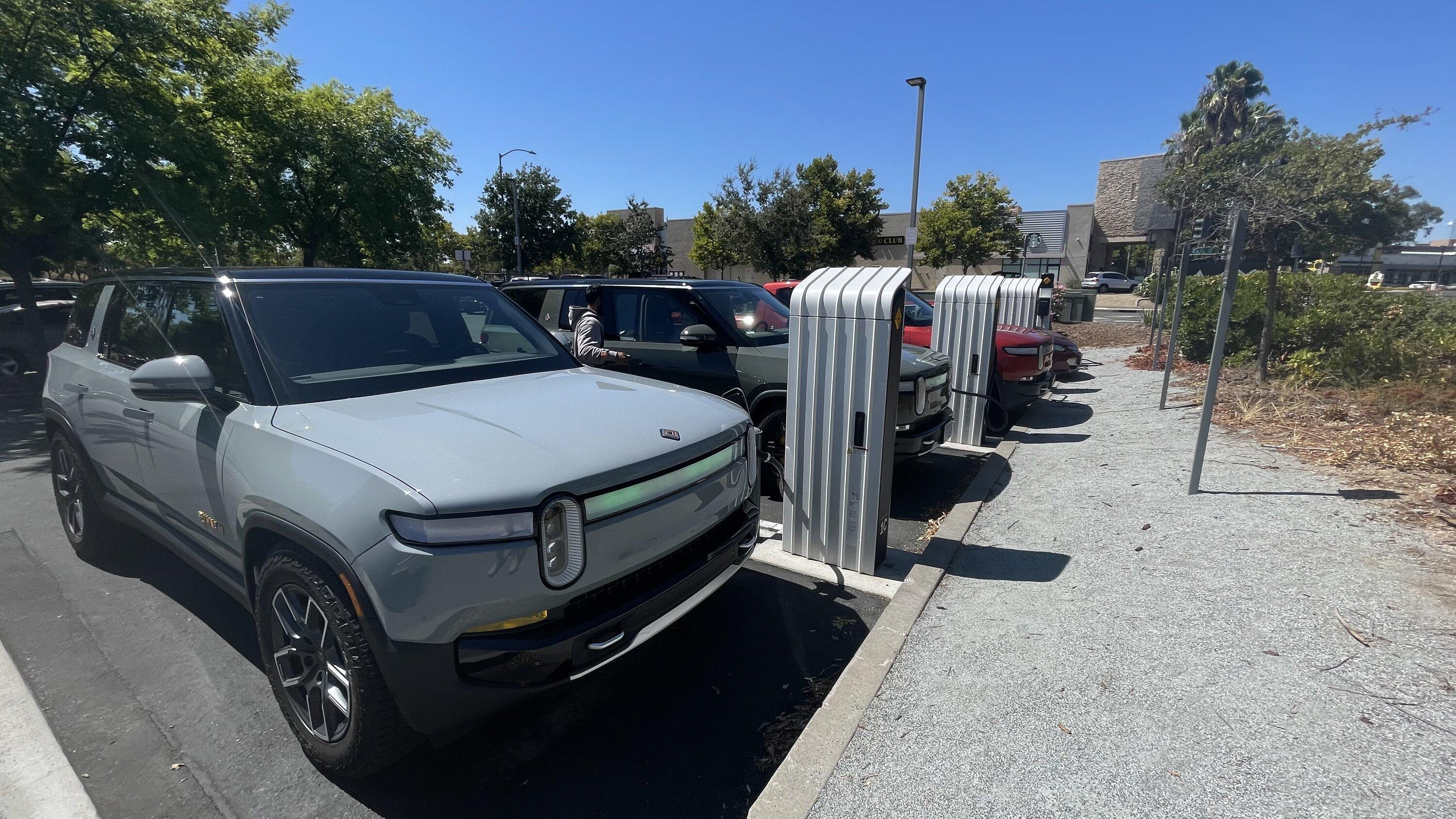 Rivian R1T R1S What about RAN at REI’s? IMG_7725
