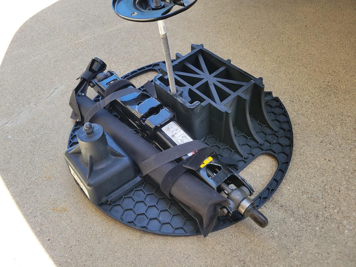 Rivian R1T R1S Rivian Spare Tire Kit - Old vs New (there's a difference) 20230912_132731