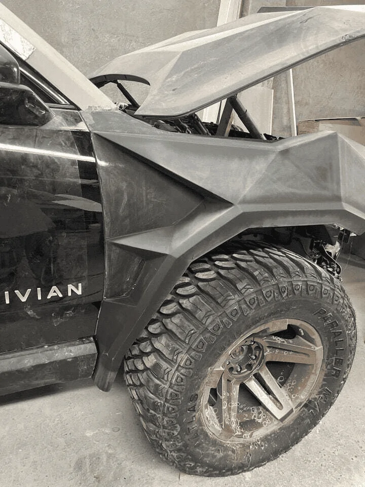 Rivian R1T R1S Oh boy this is bad ? 1694620713979