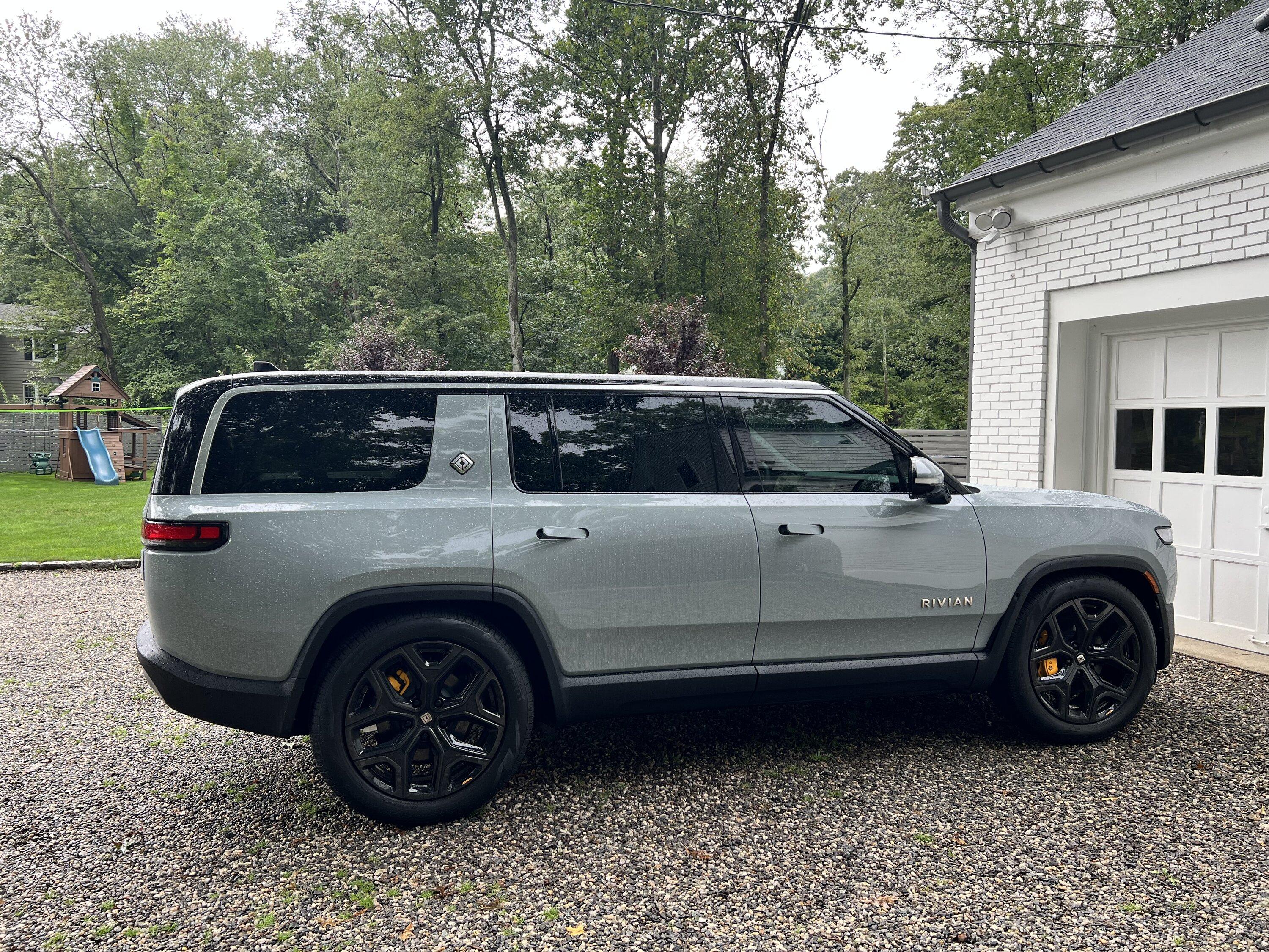 Rivian R1T R1S EV Sportline Wheel Rim Protector? IMG_1738
