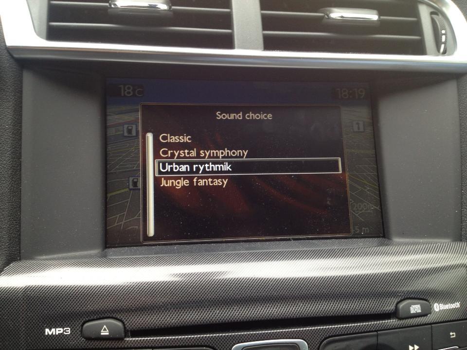 Rivian R1T R1S Blinker noise is annoying. 400663_10151733833914305_1338553582_n