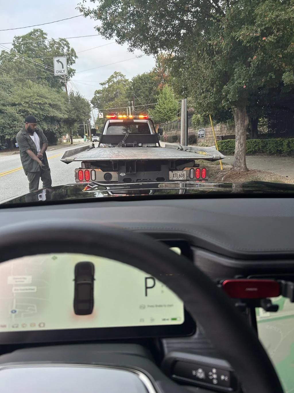 Rivian R1T R1S My R1S ground to a halt while commuting with suspected drive unit/inverter failure IMG_0935