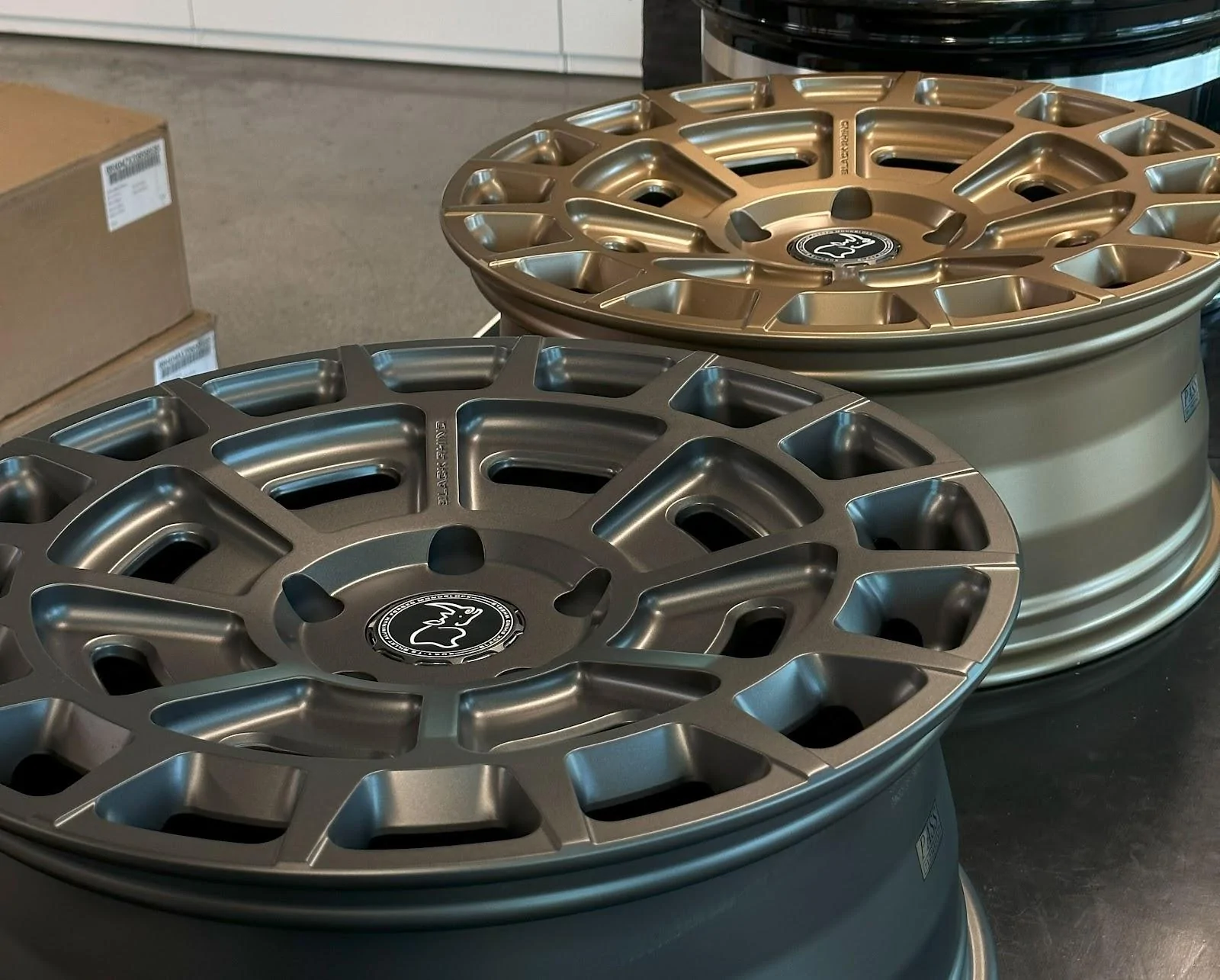 Rivian R1T R1S NEW Black Rhino 20" Forged Wheels on Rivian caEqgC4tCCReKiAJ4QB1vq8MTIjeCVfew9Lyab0zSZh8hor9g
