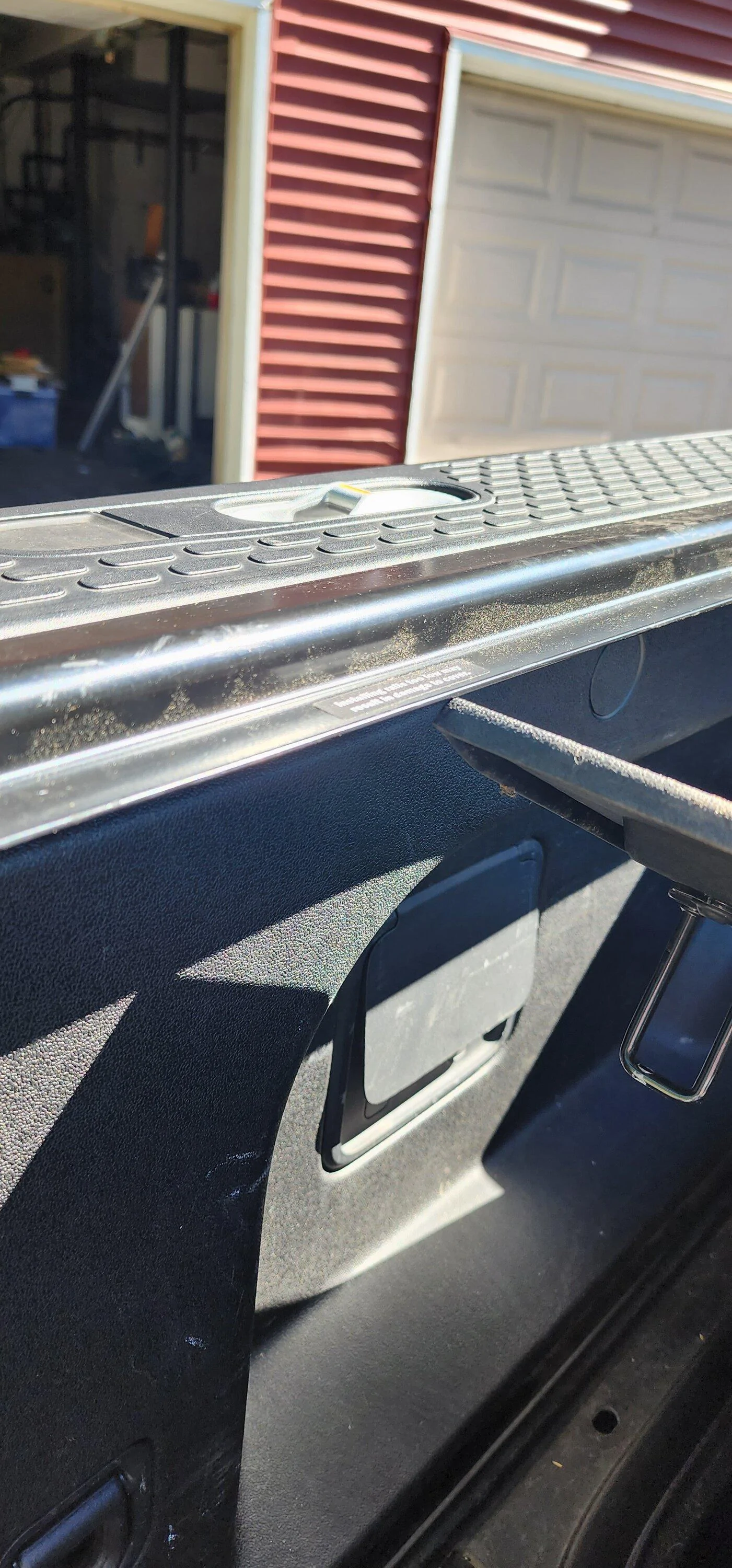 Rivian R1T R1S Agricover Lomax Folding Tonneau 20230915_111205