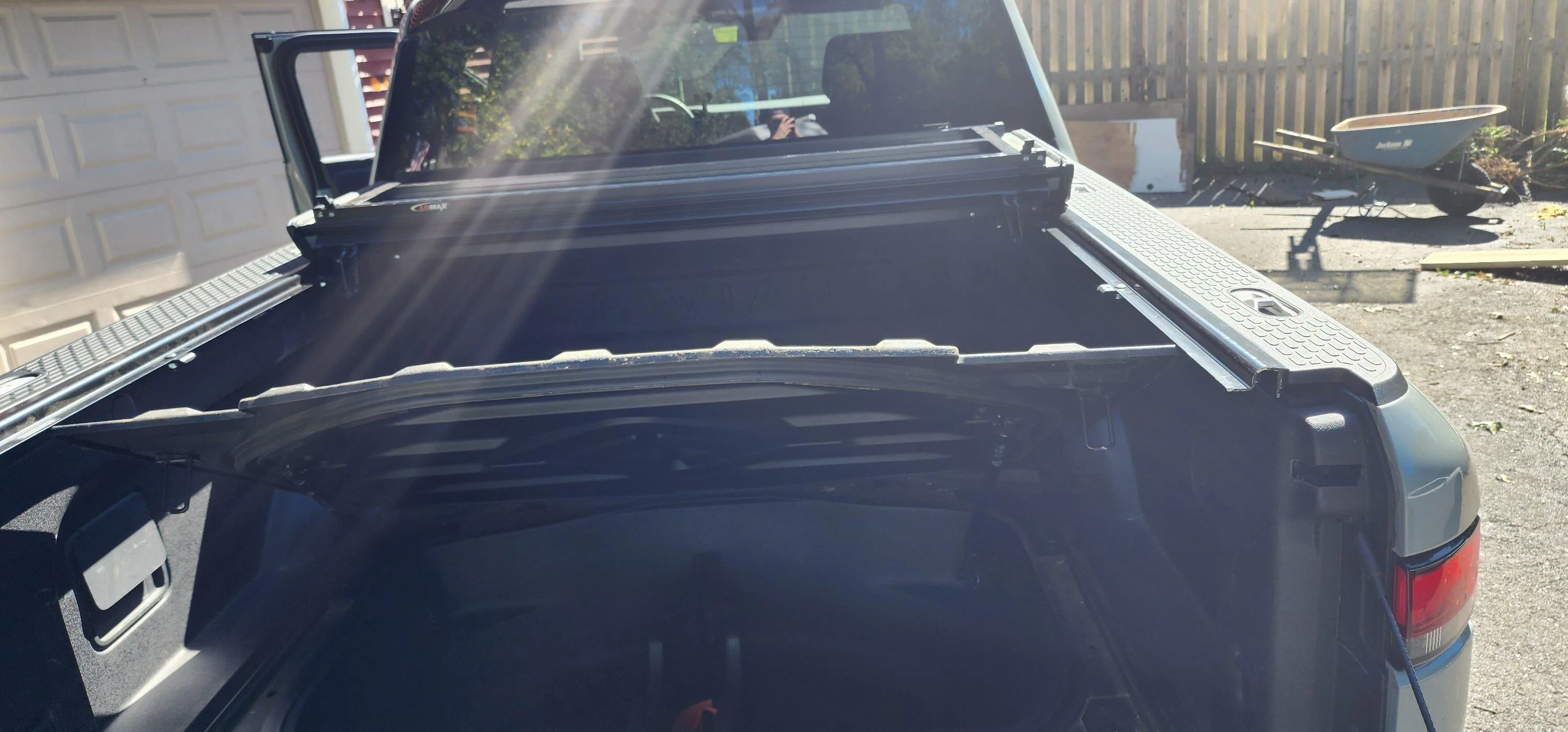 Rivian R1T R1S Agricover Lomax Folding Tonneau 20230915_111200