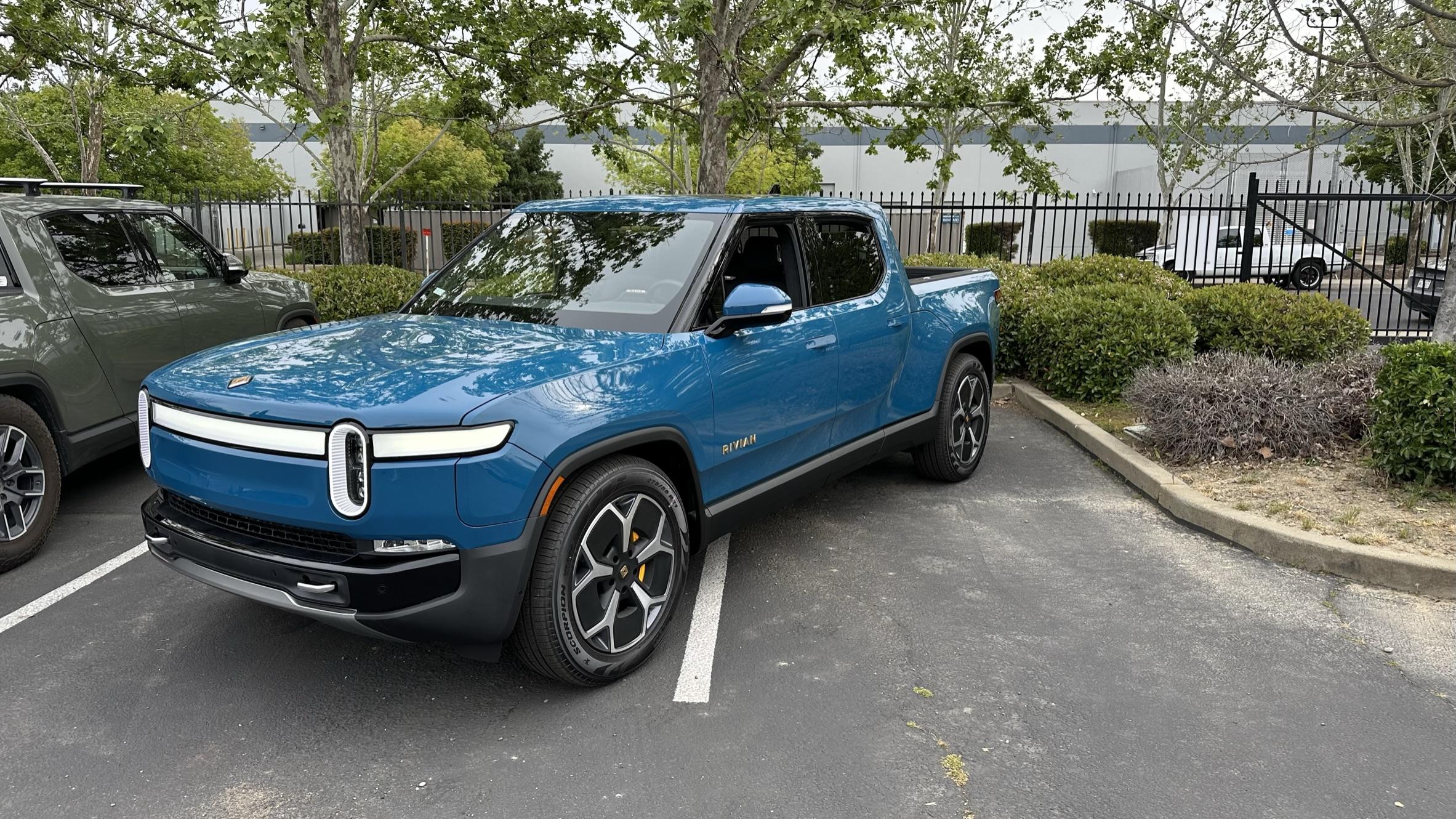 Rivian R1T R1S First Pic of Your Rivian IMG_8365.JPEG