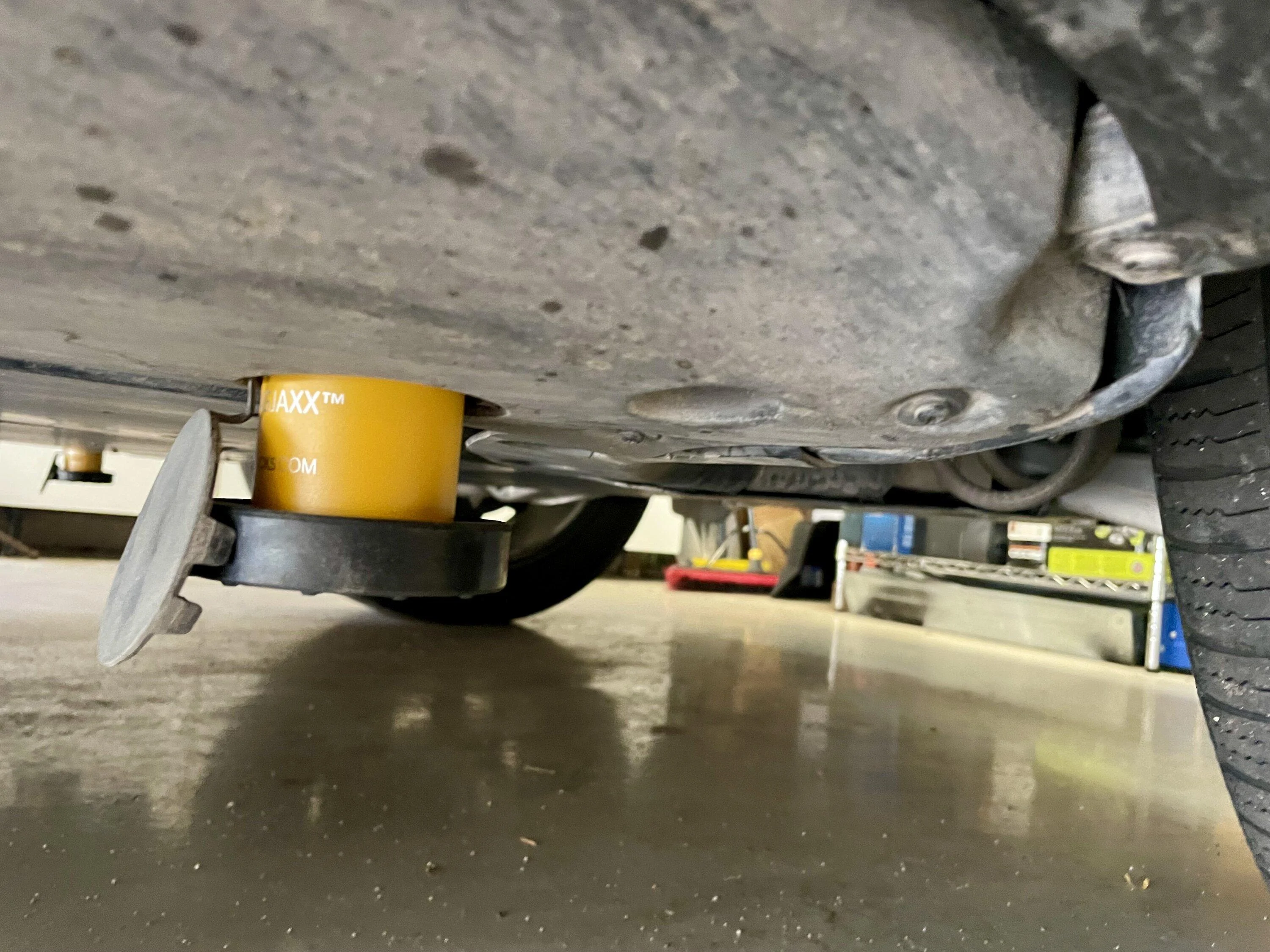Rivian R1T R1S Rivian Magnetic Jack Pucks Kits *Original* Always In-Stock IMG_7057