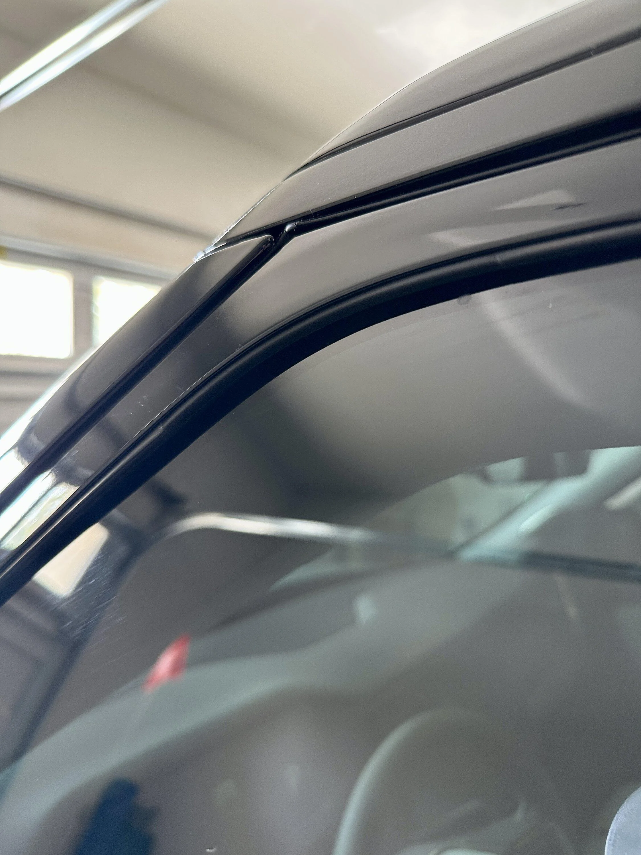 Rivian R1T R1S Tips on resetting / pulling out passenger front window seal? IMG_8145