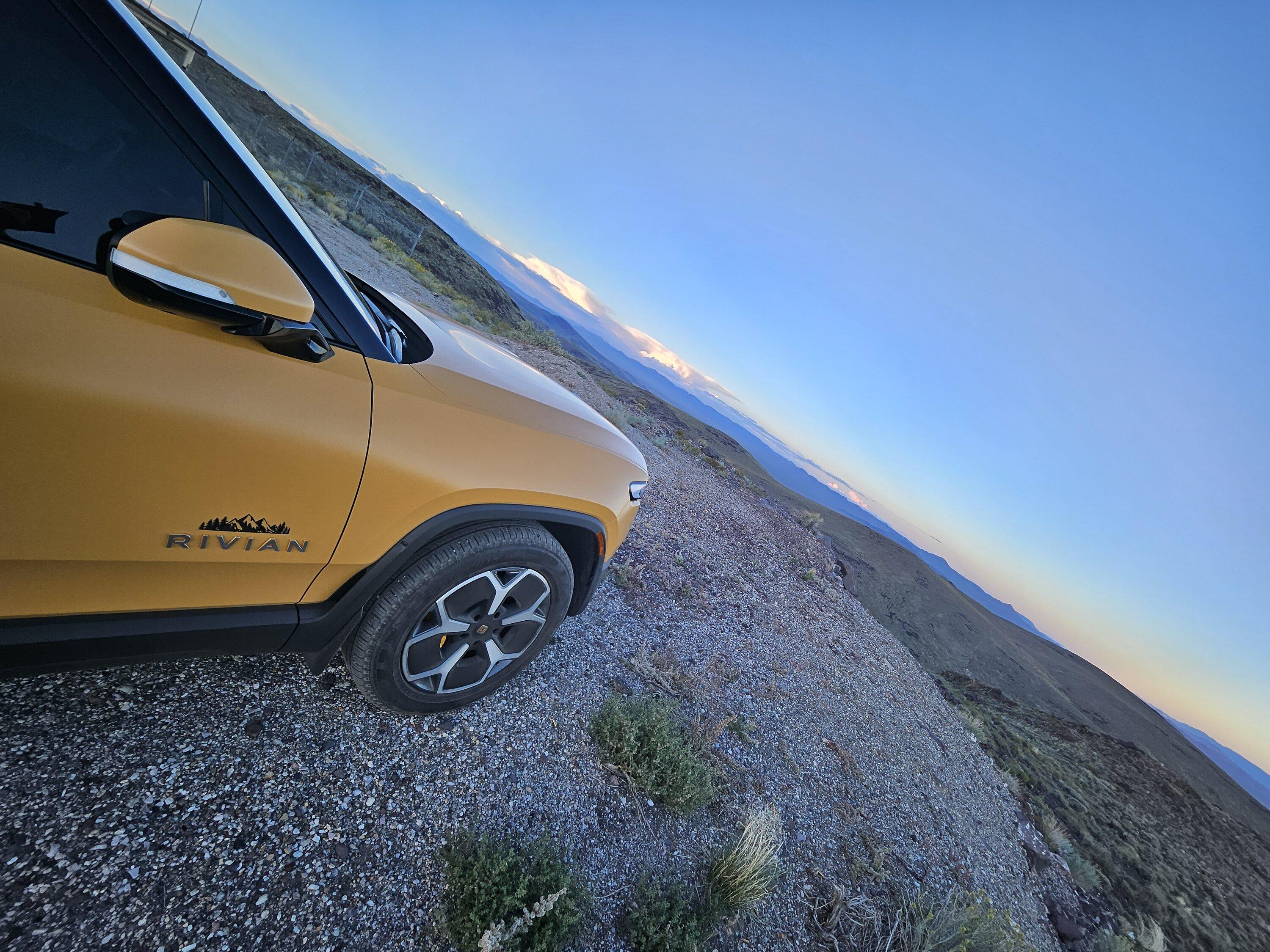Rivian R1T R1S Rivian off roading photos -- post yours! 20230918_183638
