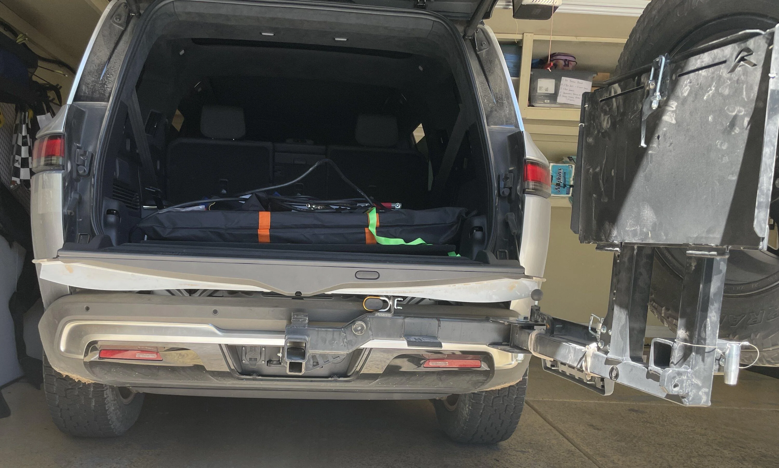 Rivian R1T R1S Rigid Armor hitch spare tire carrier for R1S -- installed photos & review IMG_3839