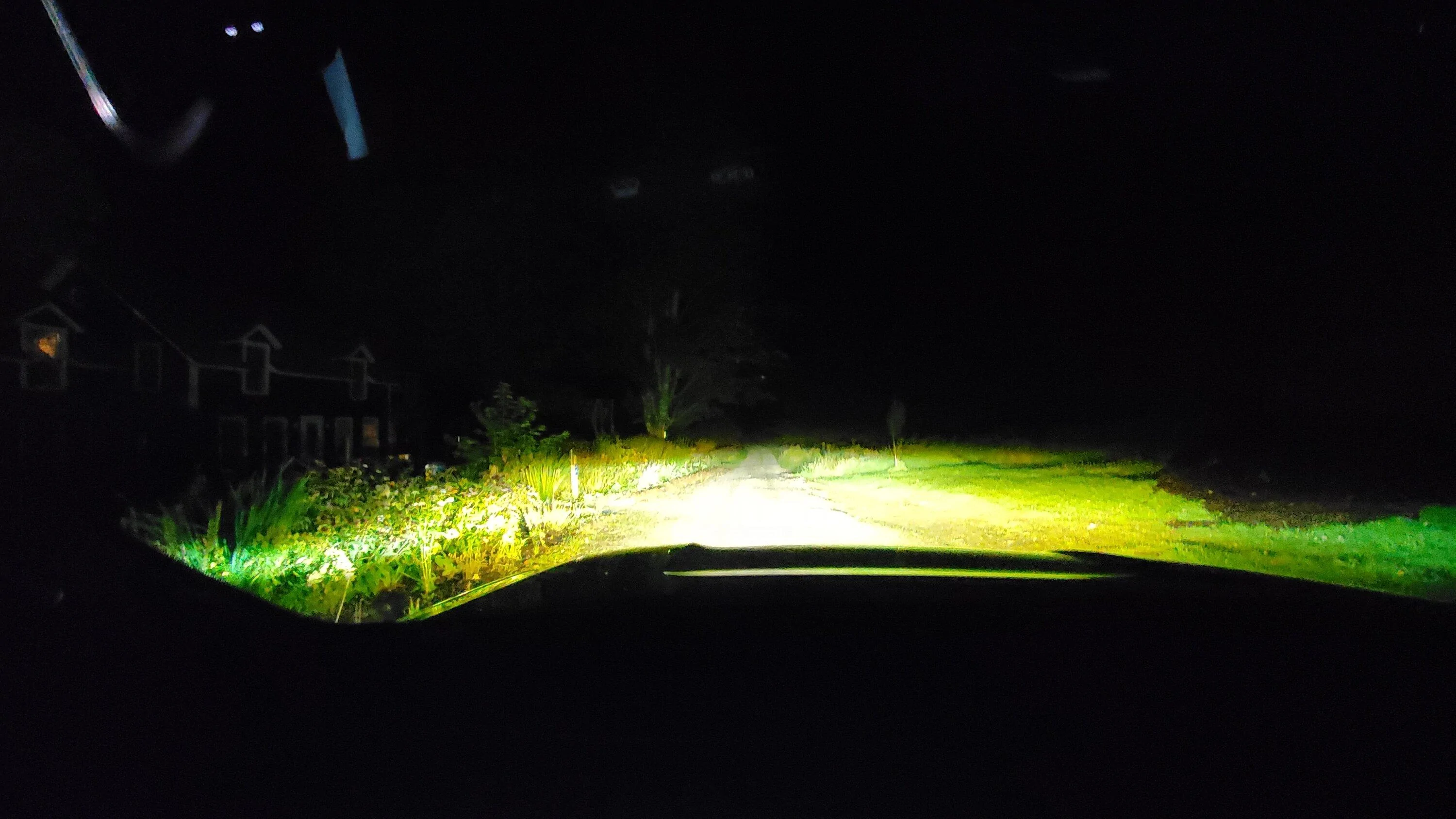 Rivian R1T R1S Fog lights installed near on the lower grill area? 20230919_215937
