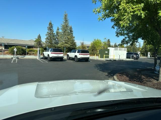 Rivian R1T R1S R1S trip to Lake Tahoe IMG_0864