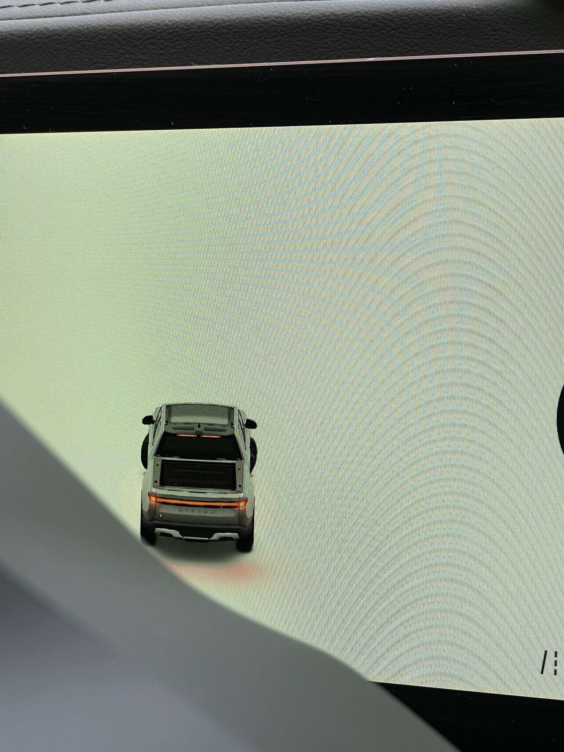 Rivian R1T R1S Front wheels from driver screen are turning in steering direction IMG_0014