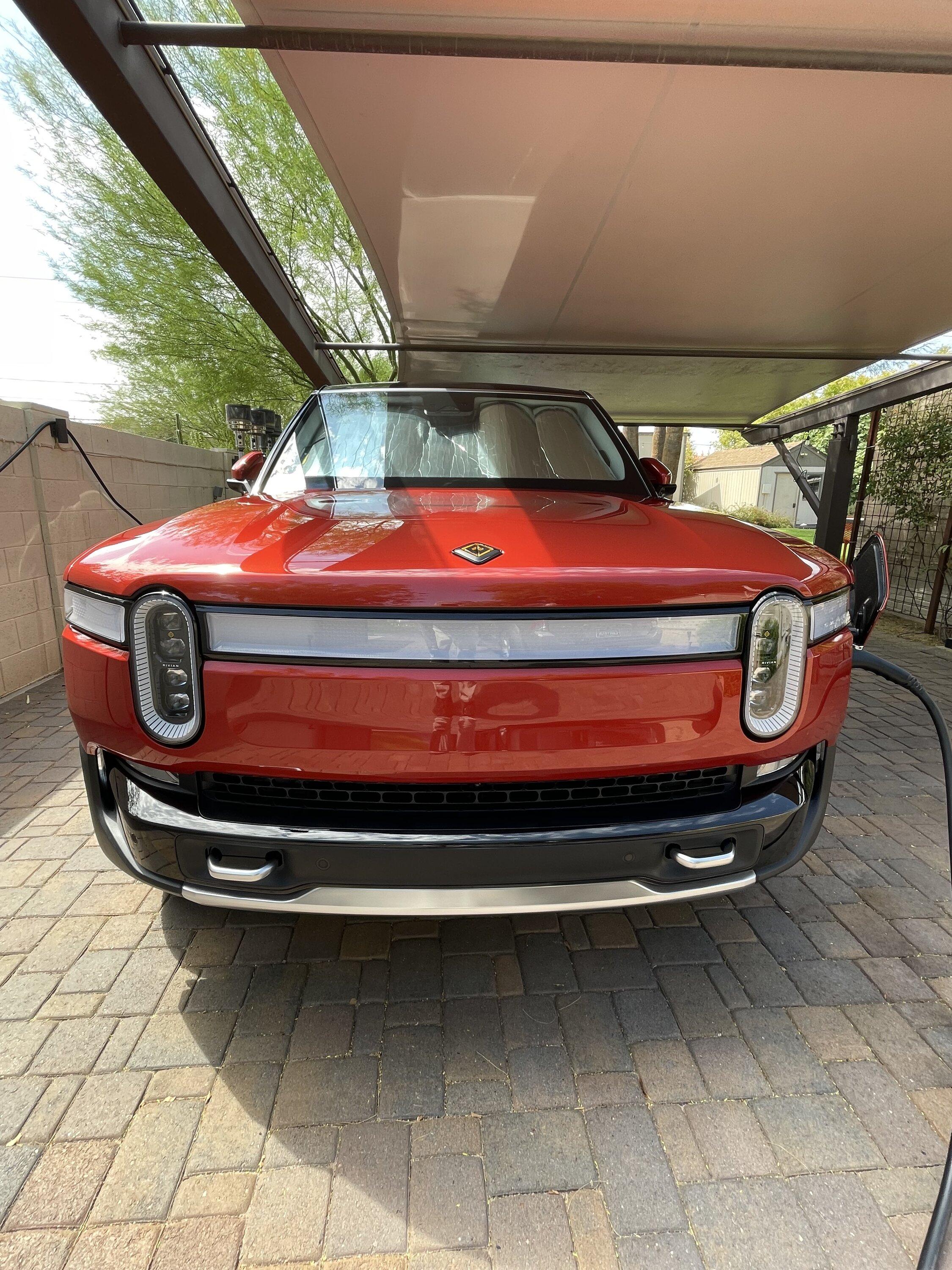 Rivian R1T R1S RED CANYON Rivian Photos IMG_8677