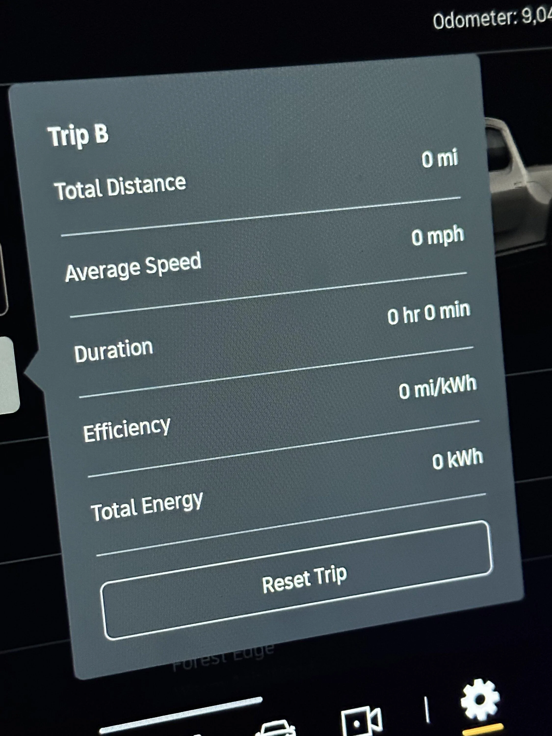 Rivian R1T R1S Update 2023.34.0 -- Improved Handling & Ride Comfort, Phone Call Steering Wheel Functions, Set Speed for ACC / HWA, 25% Better Sleep Range Loss IMG_3537