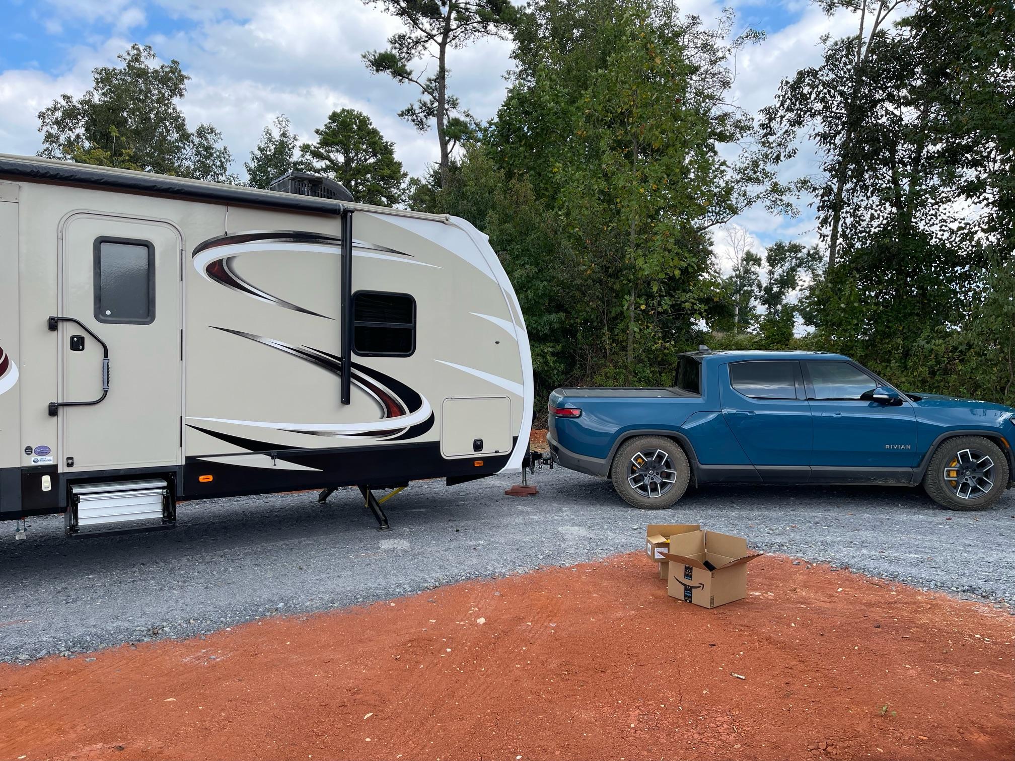 Rivian R1T R1S It Was Cake! image0