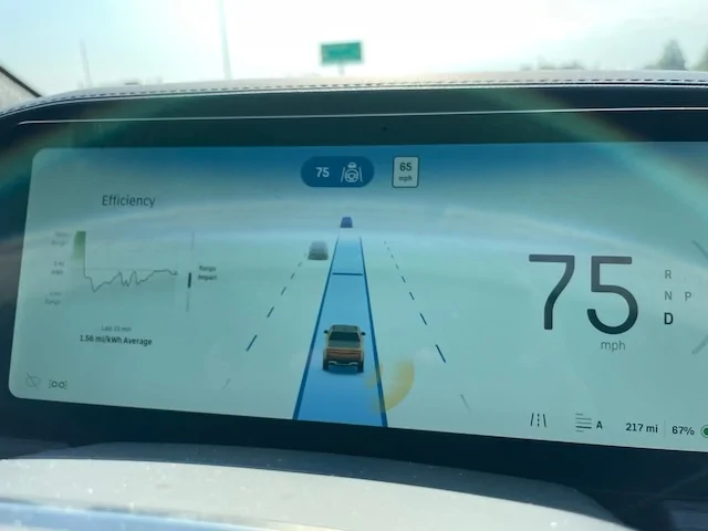 Rivian R1T R1S Efficiency below the line (2.0 mi/kWh) in normal driving IMG_8080