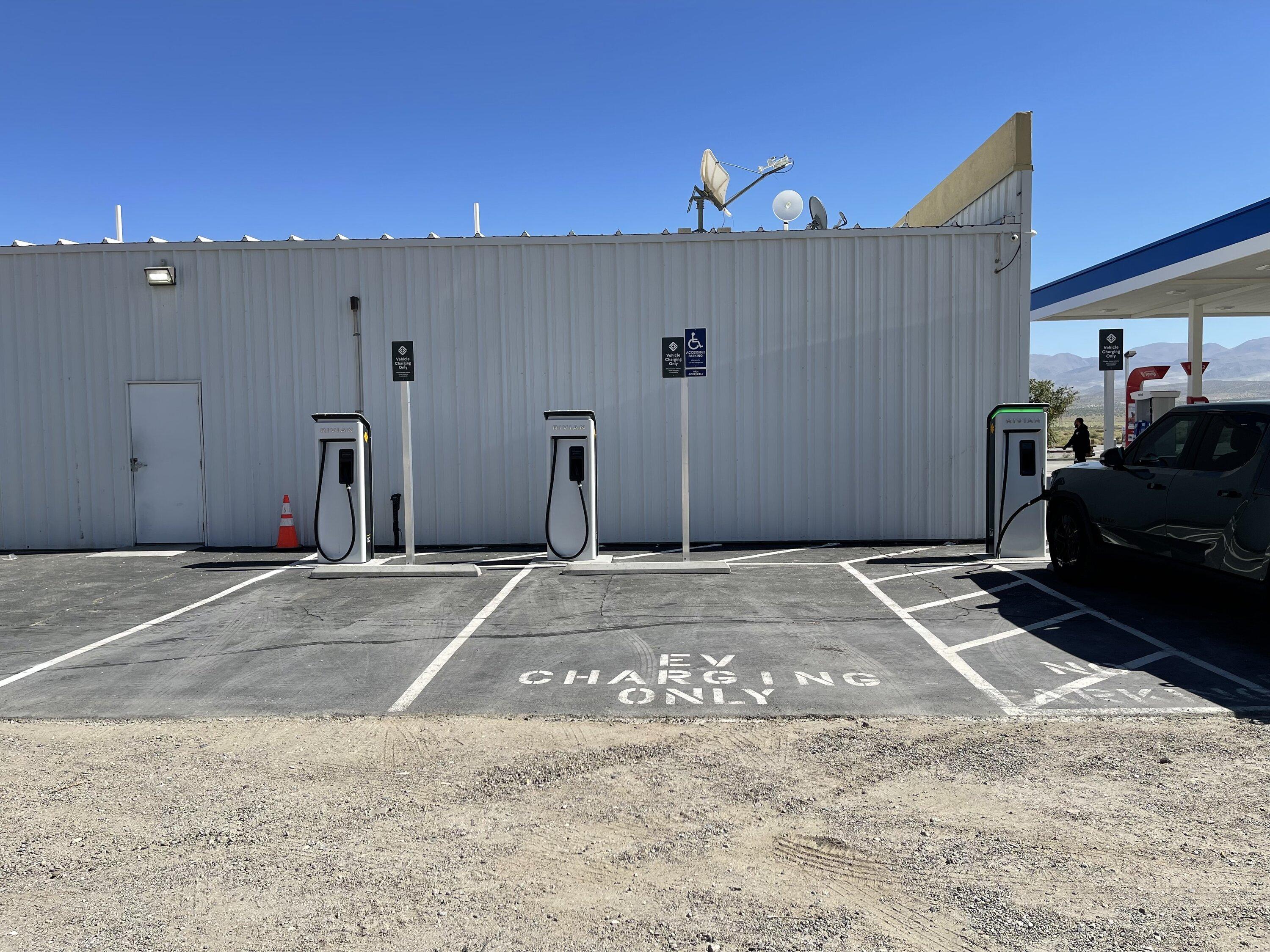 Rivian R1T R1S LA to Mammoth IMG_0115