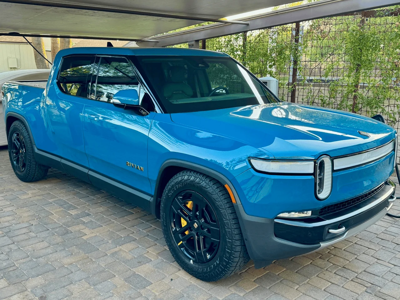 Rivian R1T R1S New Products From Abstract Ocean! 1695860917264