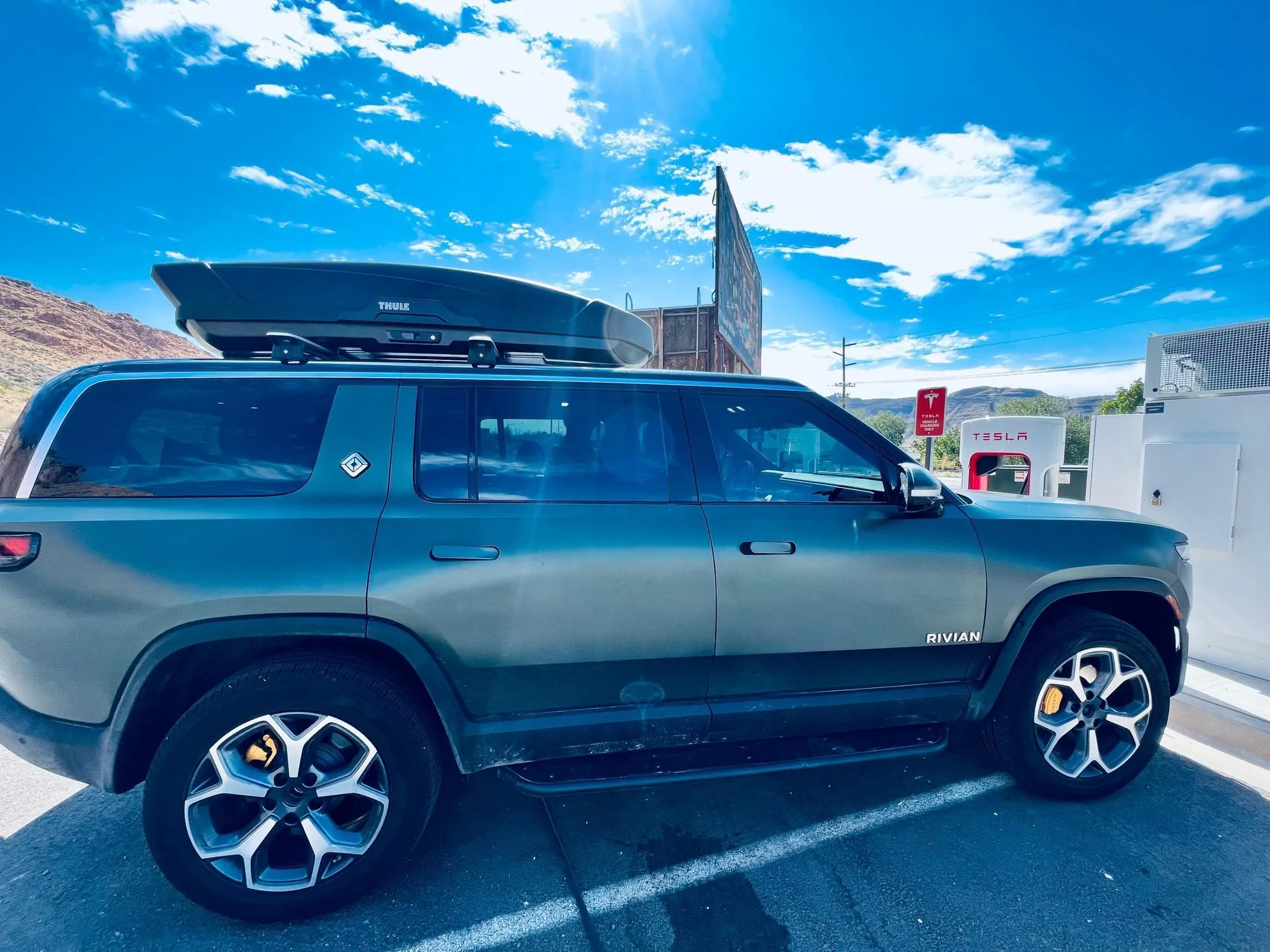 Rivian R1T R1S Moab UT - Tesla Supercharger with Magic Dock is up! 1216107
