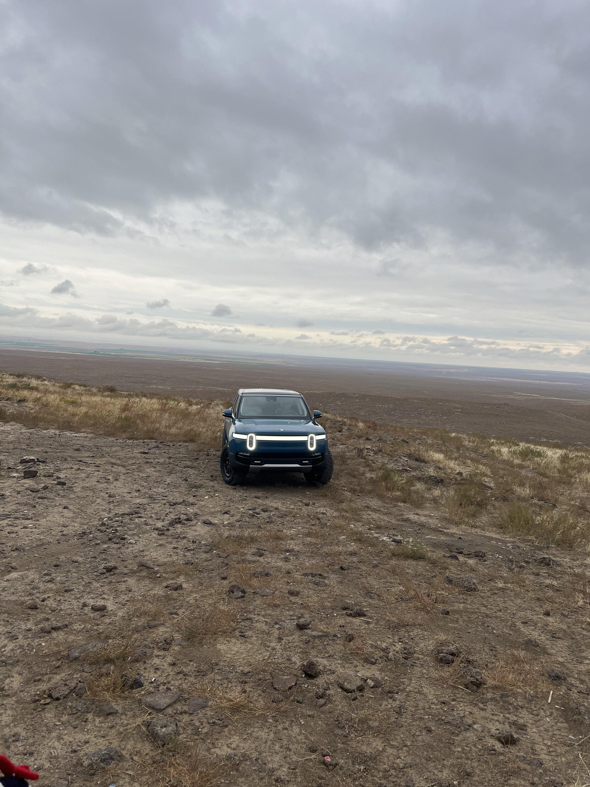 Rivian R1T R1S Delivery day in Boise!! IMG_9571