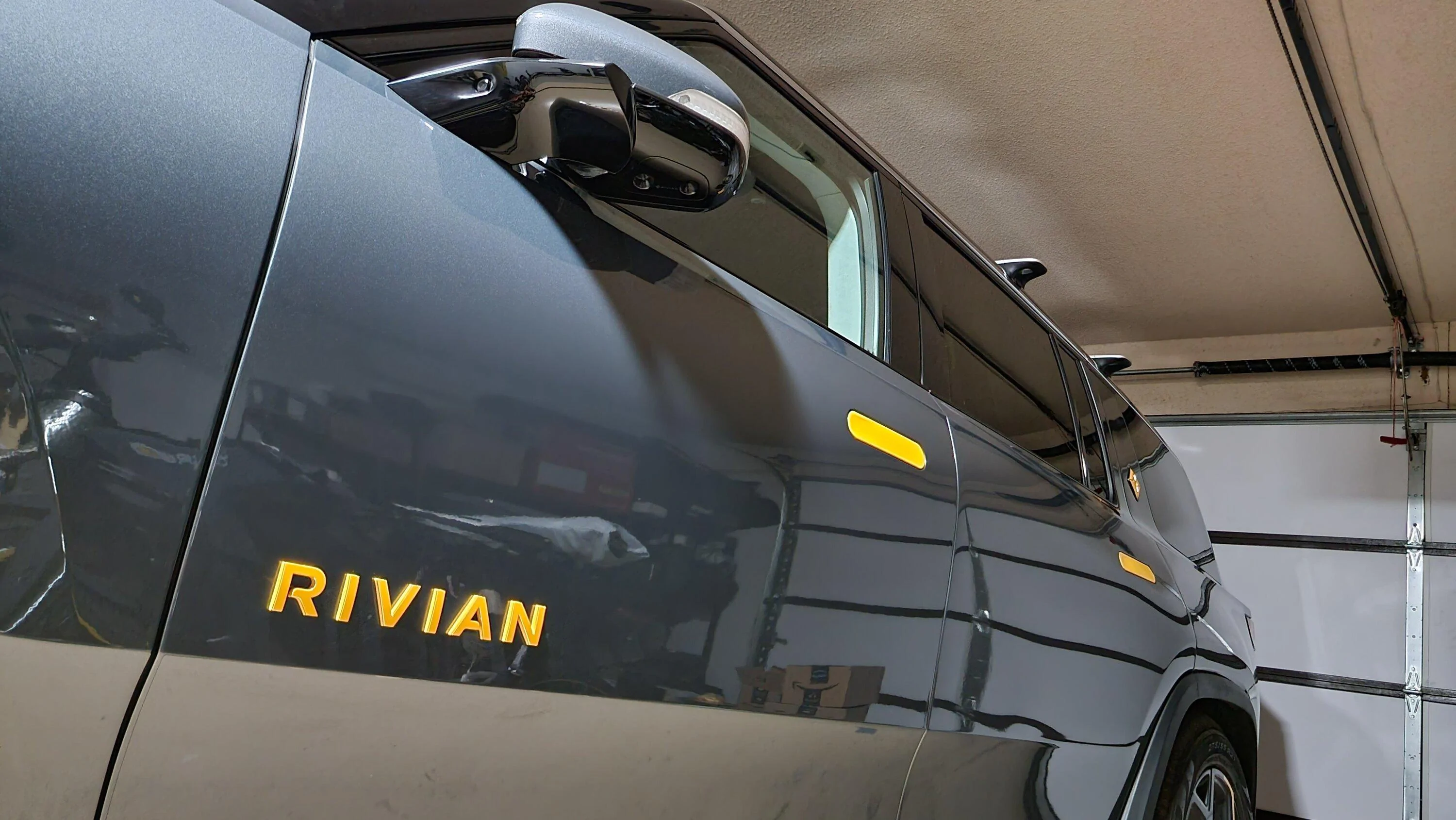 Rivian R1T R1S Its the small things... 20230930_201421