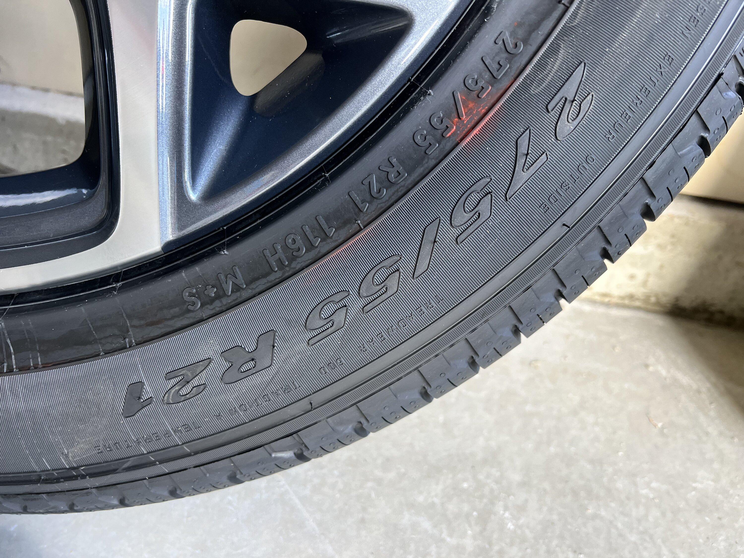 Rivian R1T R1S 21" Wheel & Tires (4) - NEW IMG_1773