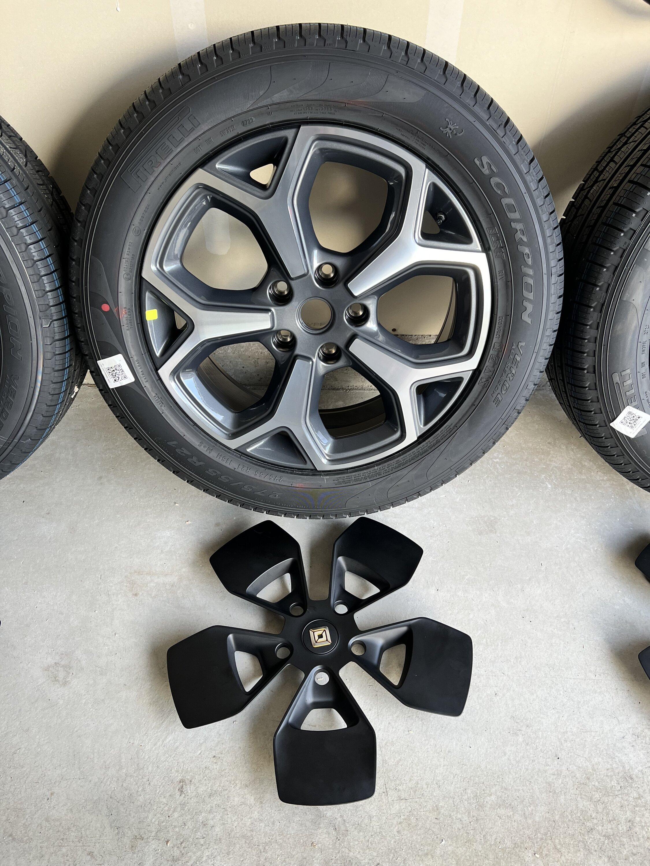 Rivian R1T R1S 21" Wheel & Tires (4) - NEW IMG_1770