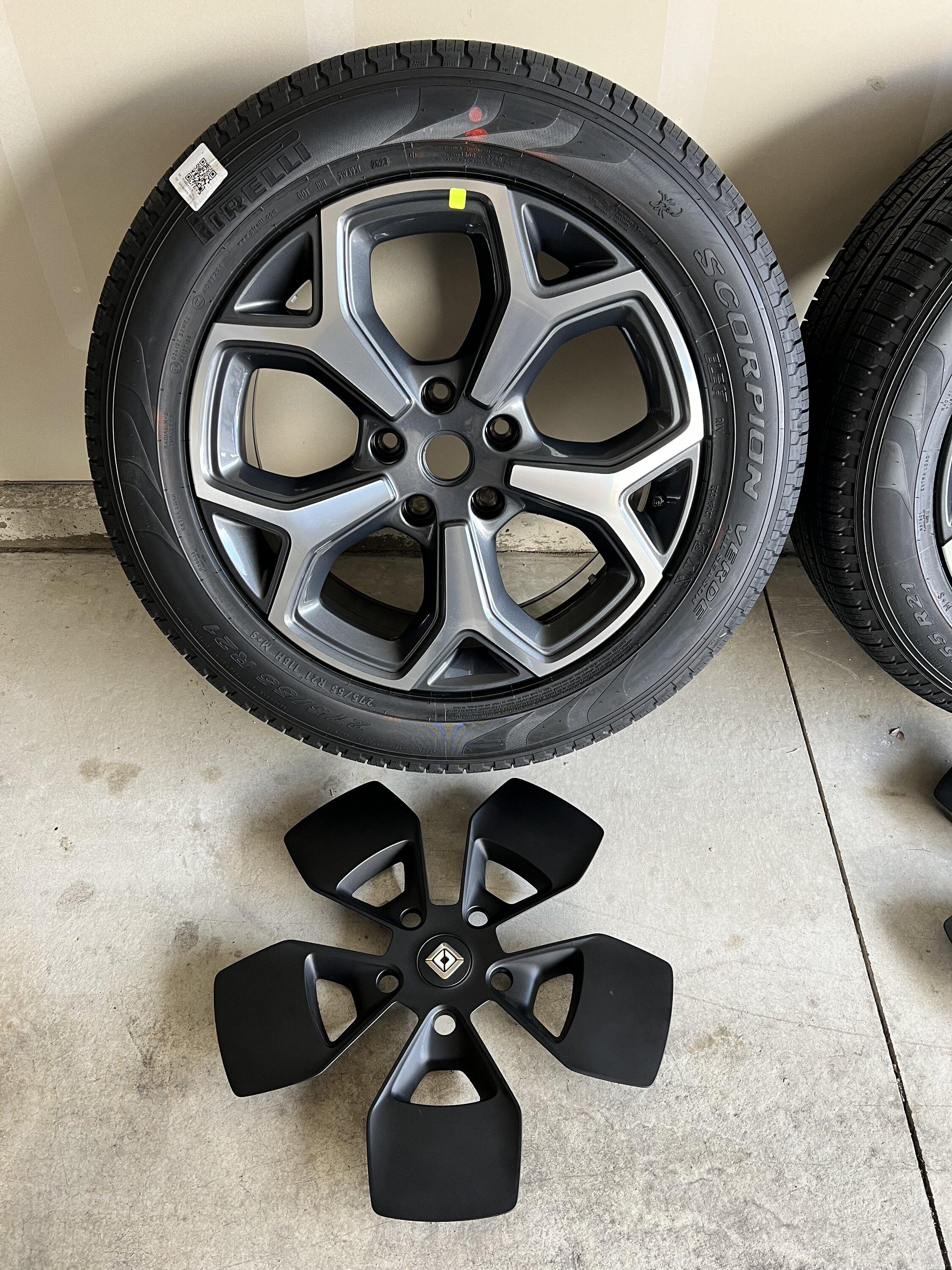 Rivian R1T R1S 21" Wheel & Tires (4) - NEW IMG_1768