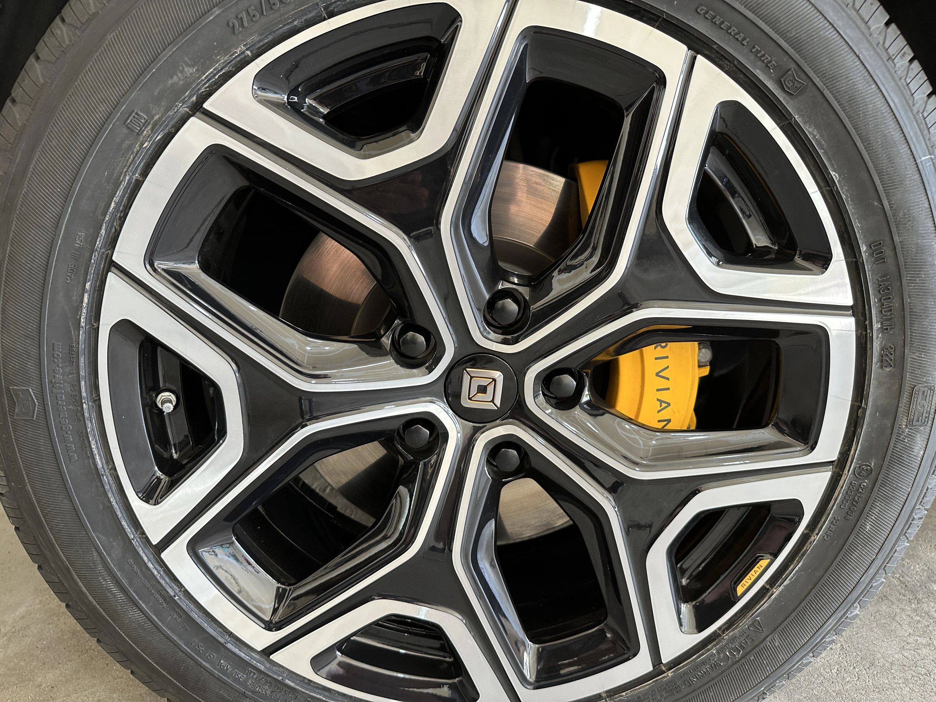Rivian R1T R1S PSA : print this sign before using spare tire / tire rotation by tire shop IMG_0469