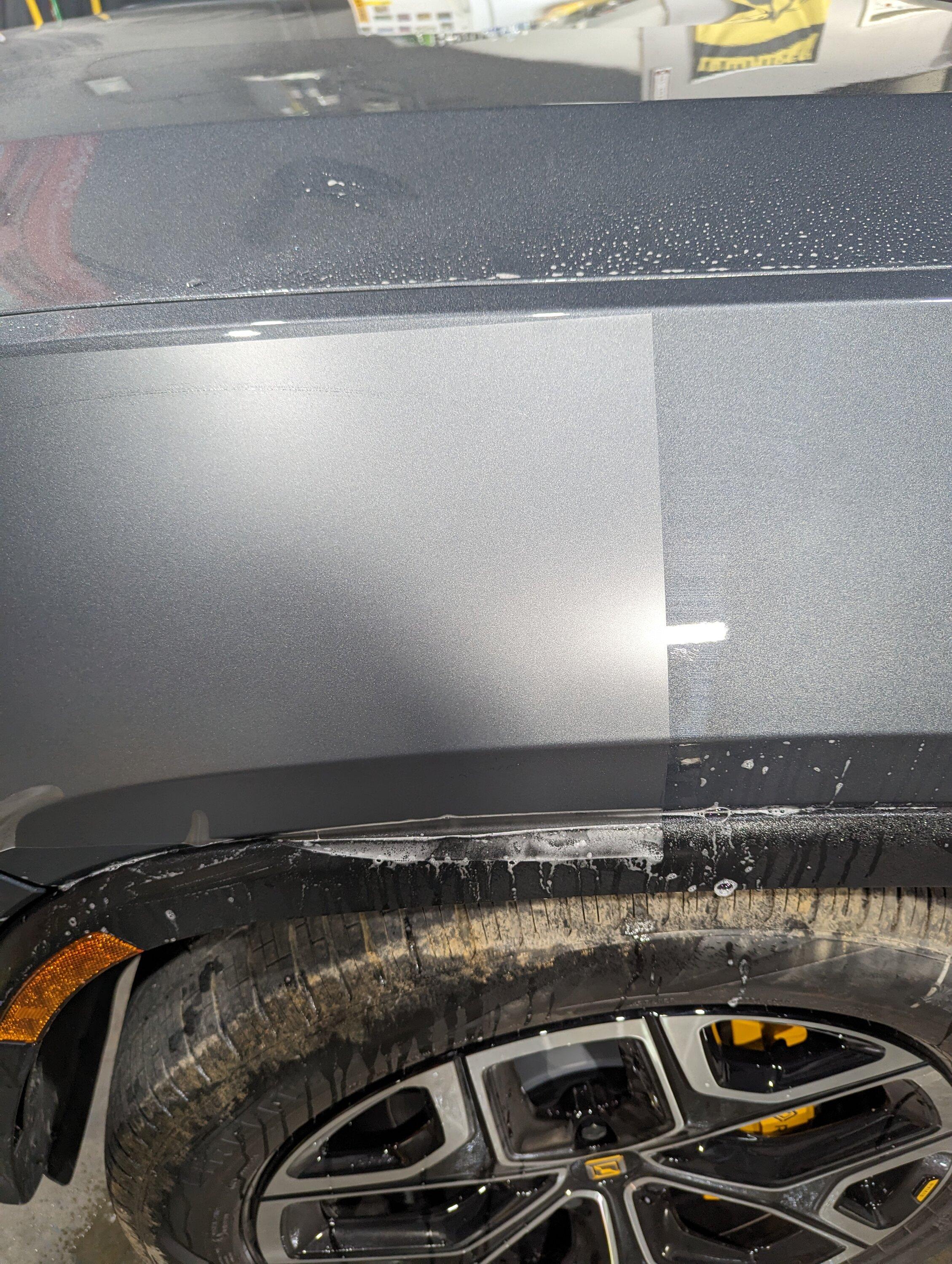 Rivian R1T R1S PPF: Glossy v Stealth matte film