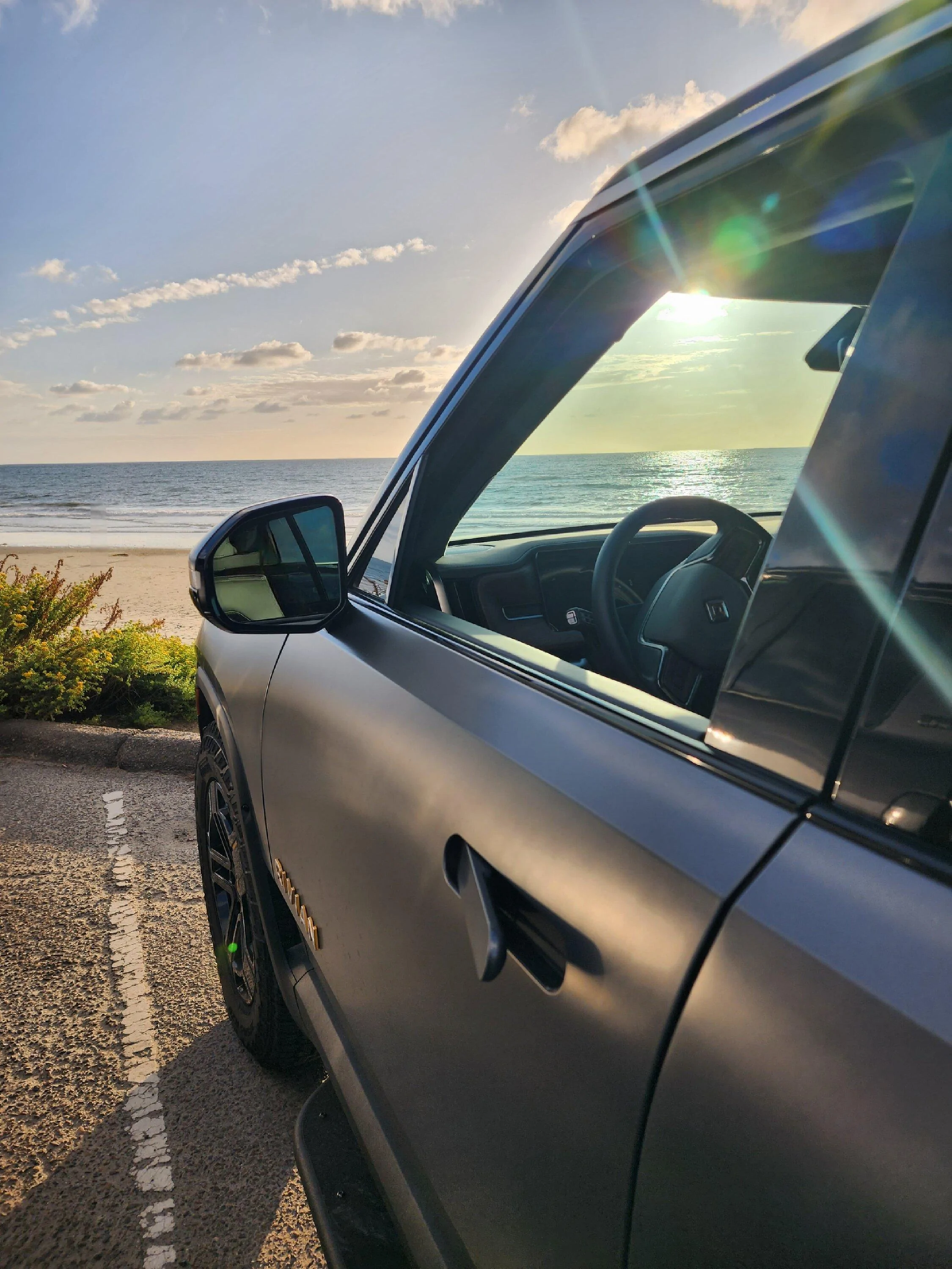 Rivian R1T R1S PPF: Glossy v Stealth 20231003_053838