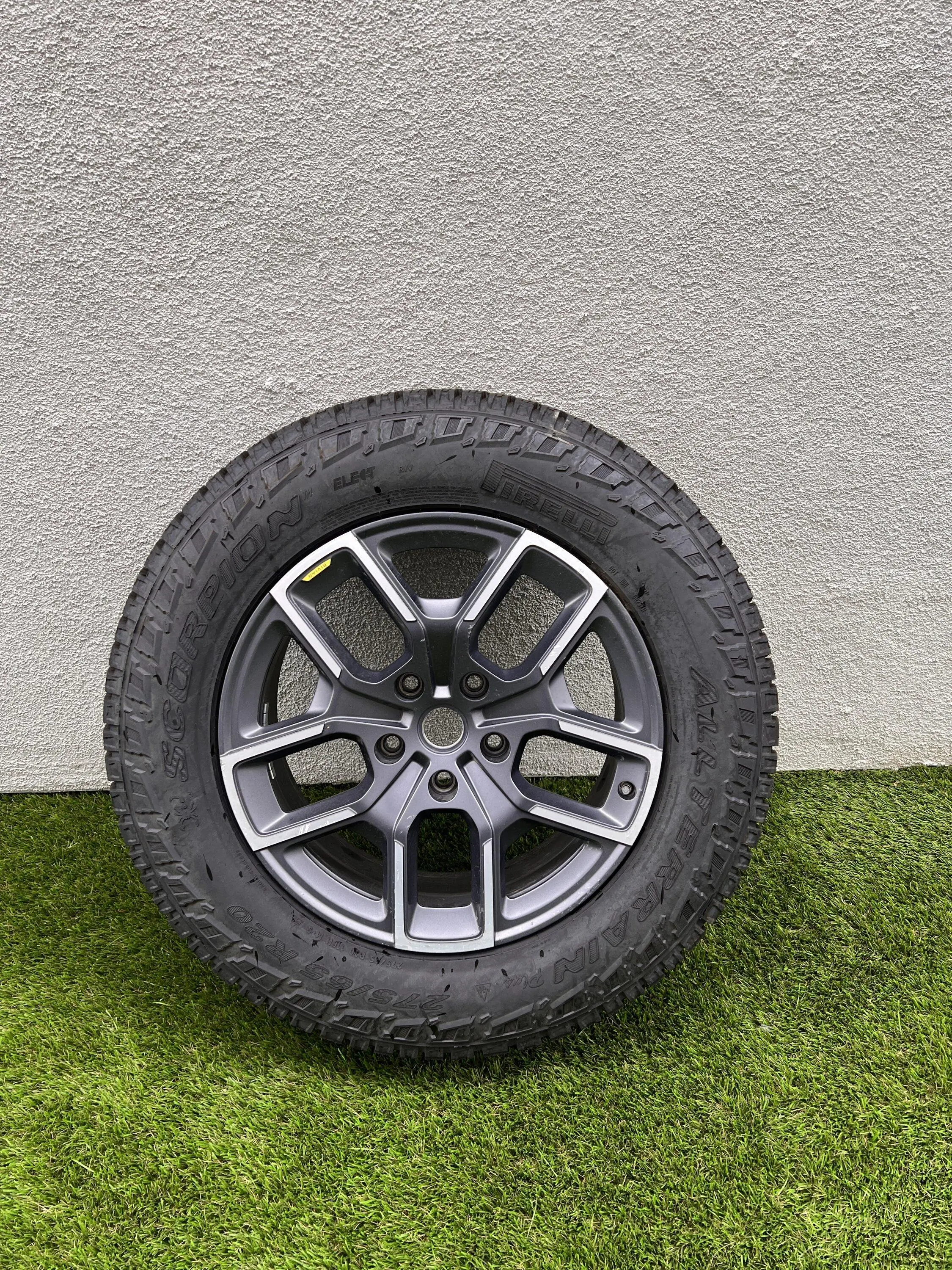 Rivian R1T R1S WTS: 20" A/T Spare wheel and kit IMG_2523