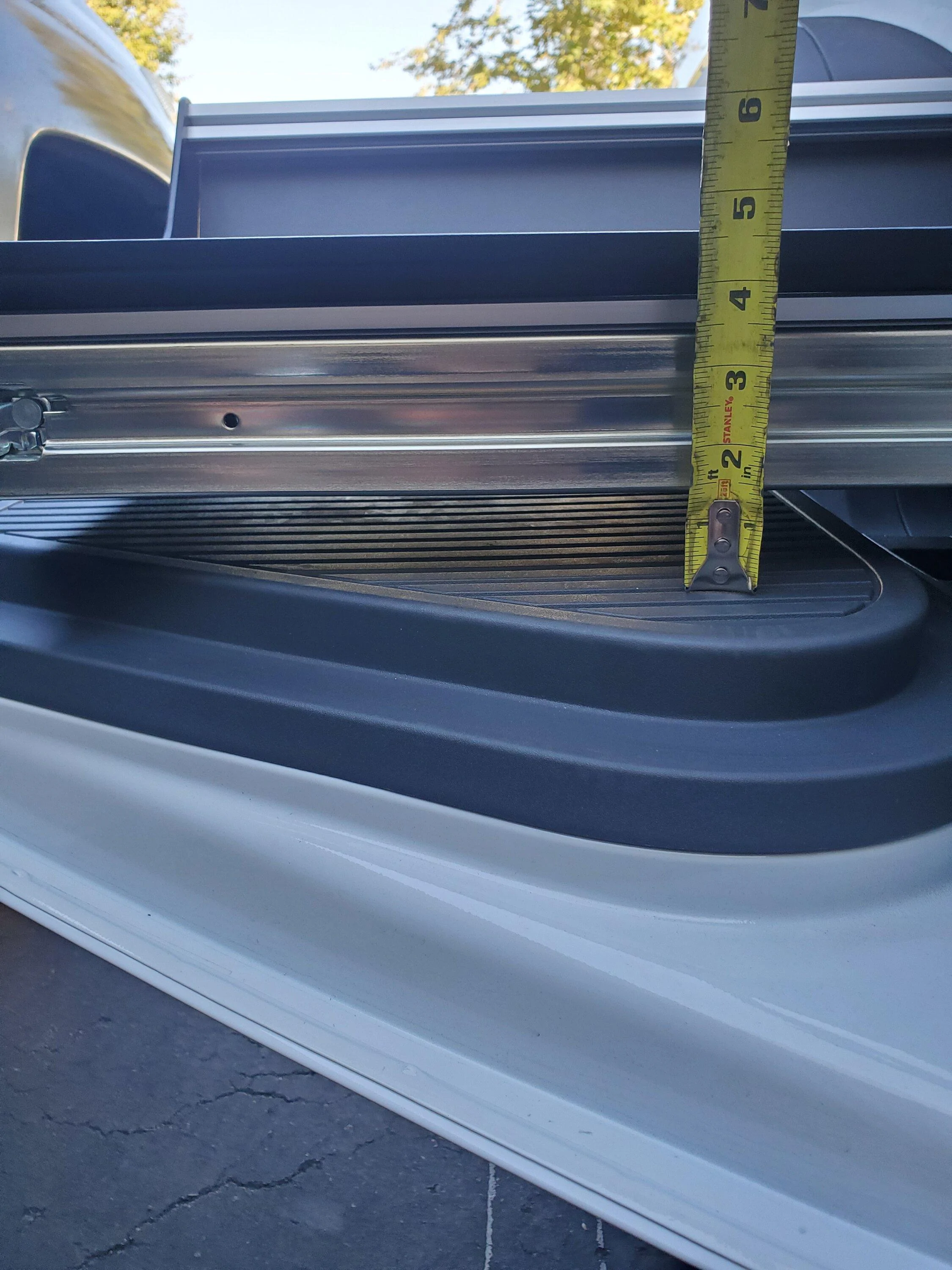 Rivian R1T R1S Range Industries Gear Tunnel Slide 20231003_162906