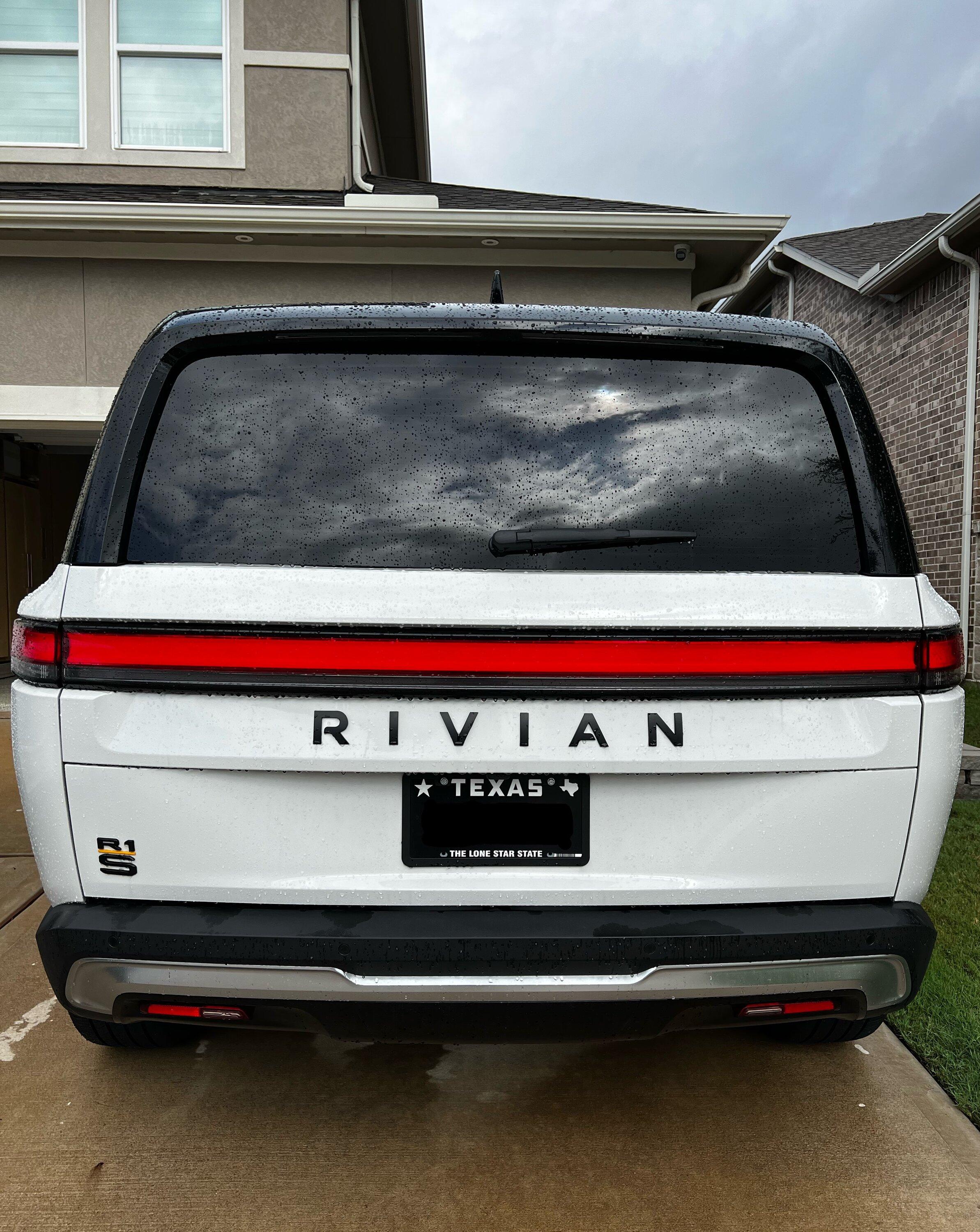 Rivian R1T R1S Abstract Ocean R1S emblems FYI IMG_8186