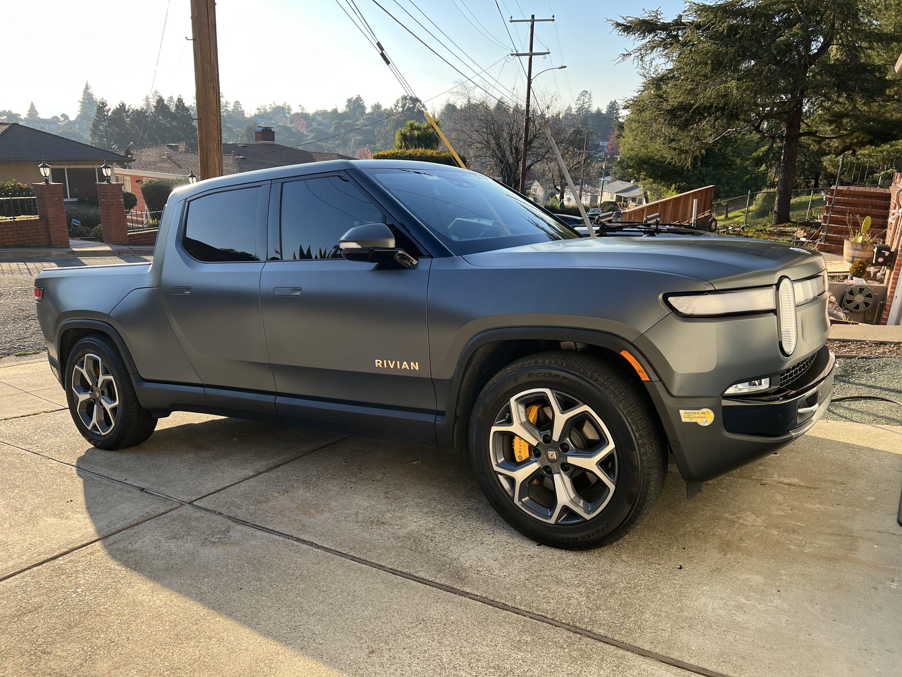 Rivian R1T R1S Matte wrap gang! Let's see photos of your matte Rivian R1T & R1S IMG_3348